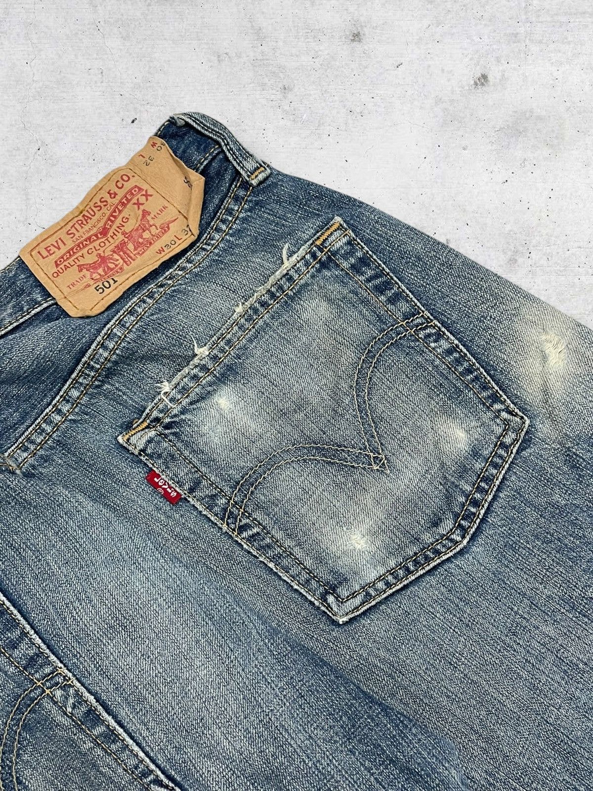 Levi's Vintage Clothing VINTAGE 501 LEVIS USA DESIGNER 90S OG DISTRESSED MUD STYLE Size US 30 / EU 46 - 15 Thumbnail
