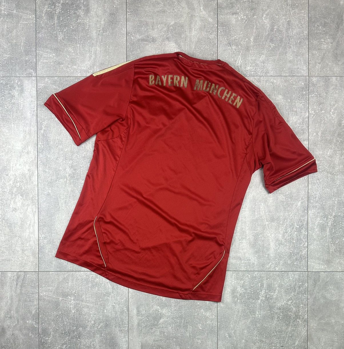Adidas Adidas Fc Bayern Munich Home Soccer Jersey 2011/12 Size US L / EU 52-54 / 3 - 13 Thumbnail