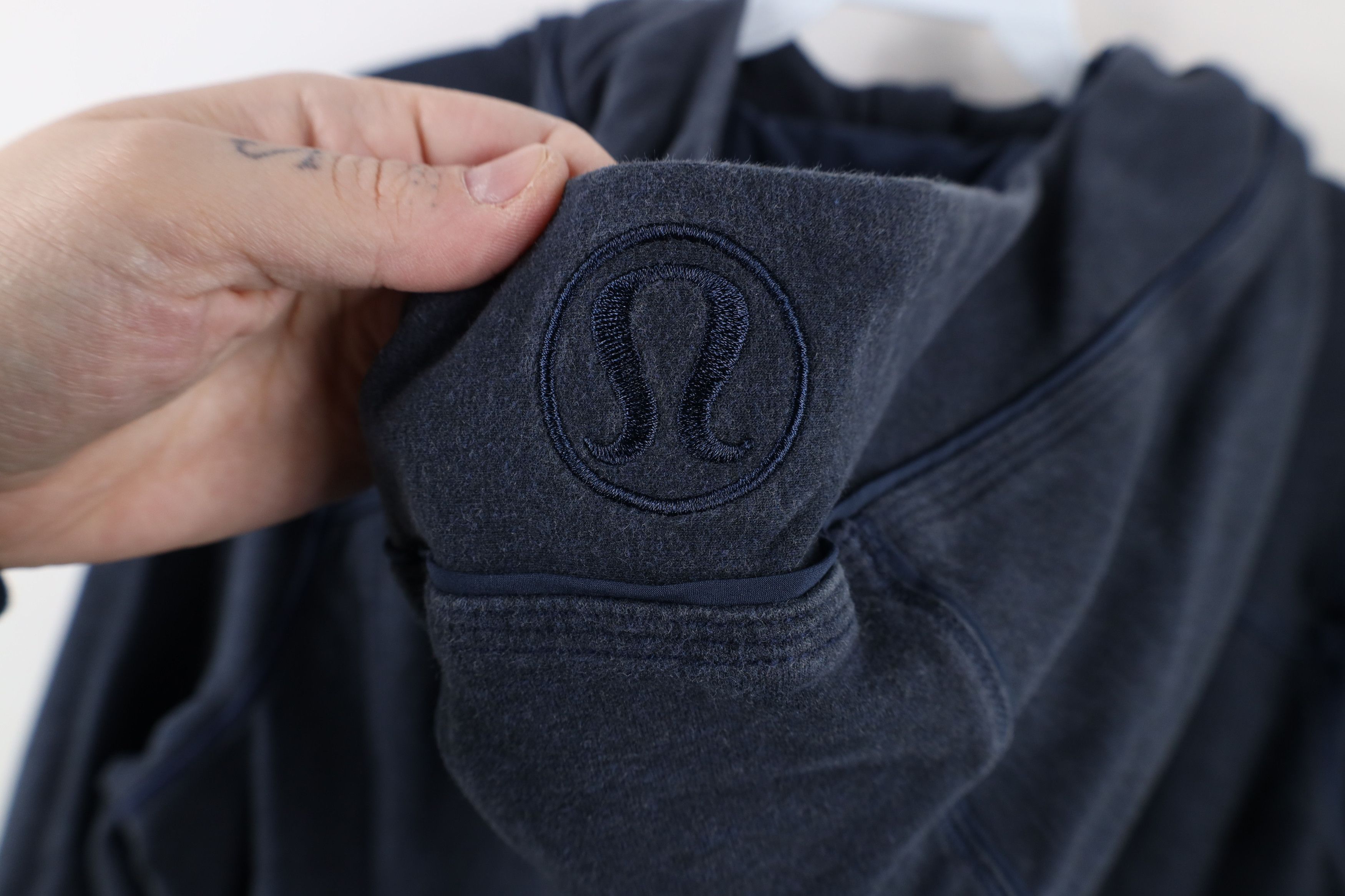 Lululemon × Vintage Lululemon Faded Full Zip Scuba Hoodie Sweatshirt Dark Blue Size M / US 6-8 / IT 42-44 - 9 Thumbnail
