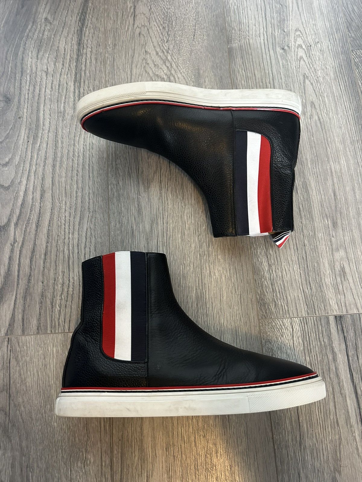 Thom Browne Thom Browne Black Leather Chelsea Boots - Size EU 42 Size US 9 / EU 42 - 1 Thumbnail