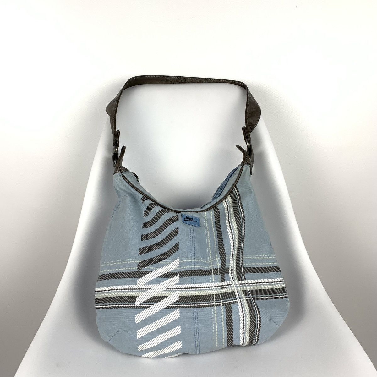 Nike Vintage Y2K Nike Plaid Pouch Bag One Size Baby Blue Logo Size ONE SIZE - 1 Thumbnail