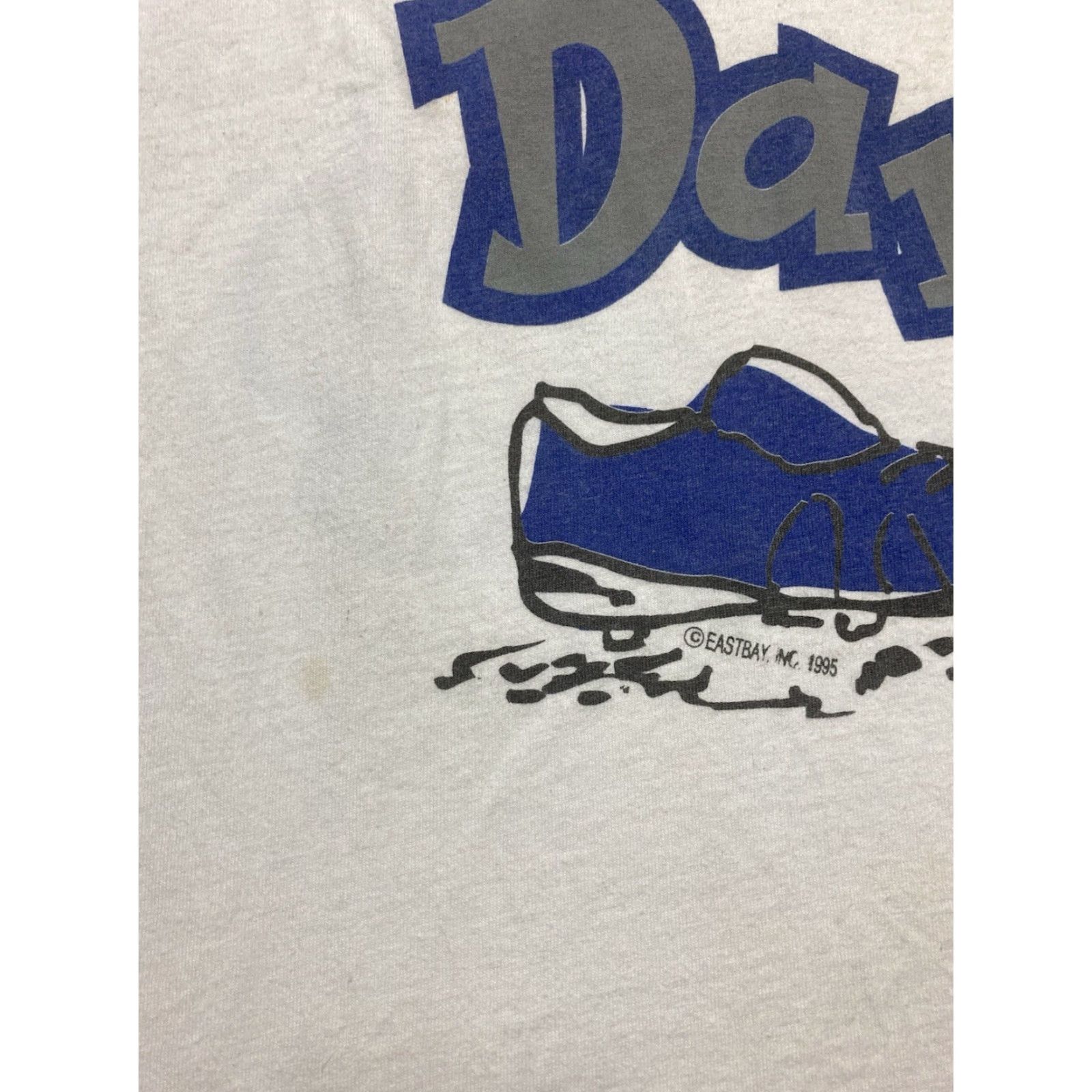 Vintage VINTAGE 90s Eastbay T-Shirt Men Adult Large White Baseball Distressed Glove Make a Little Size US L / EU 52-54 / 3 - 4 Thumbnail