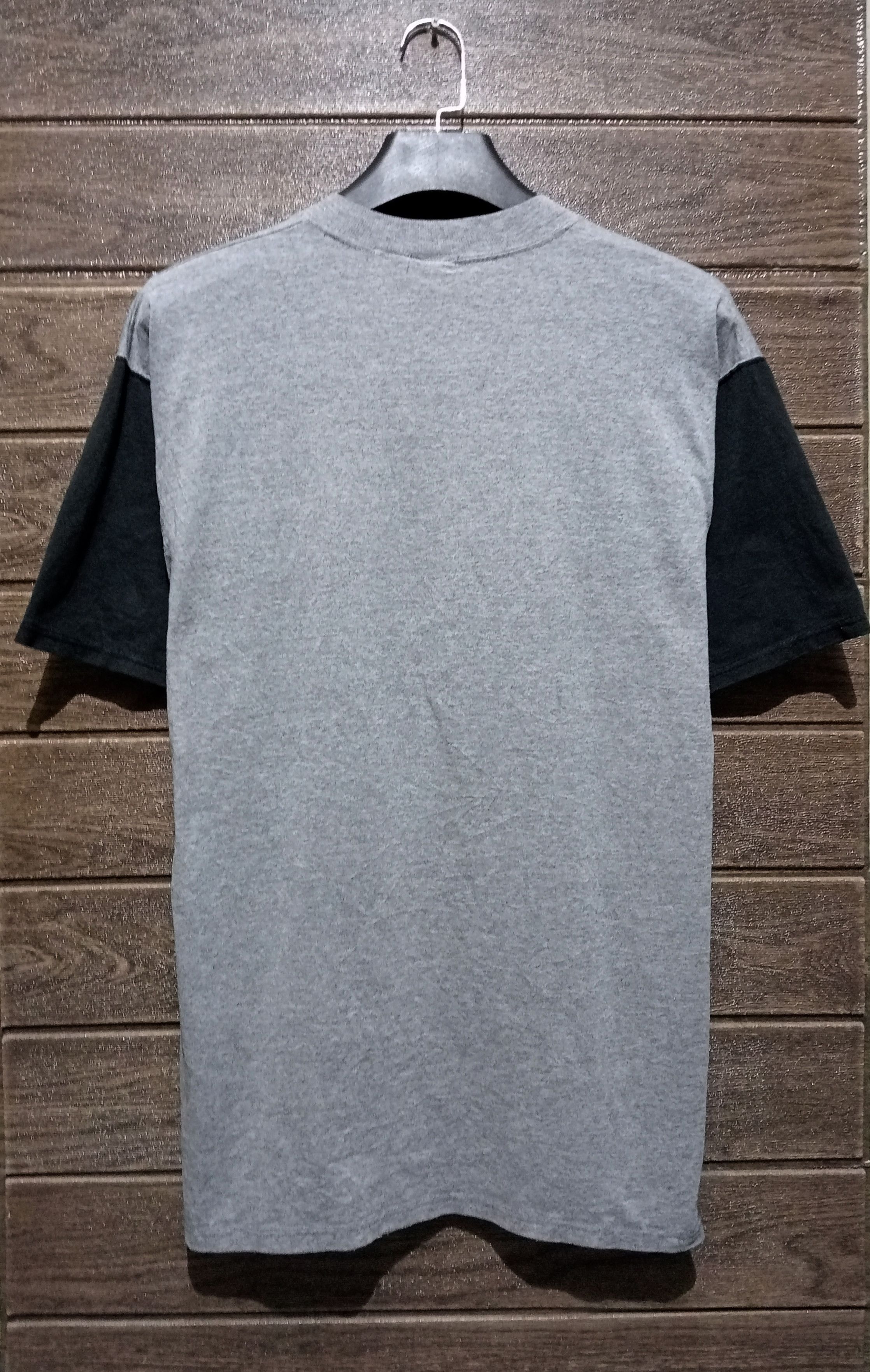 Mickey & Co. Vintage '90s Mickey & Co Tee USA Size US L / EU 52-54 / 3 - 7 Thumbnail