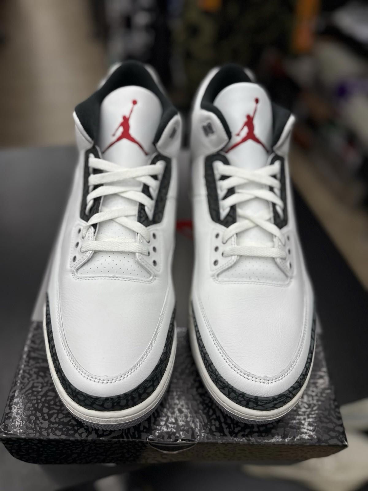 Nike Size 17 Nike Air Jordan 3 Retro Summit White Fire Red Mens Size US 15 / EU 48 - 6 Thumbnail