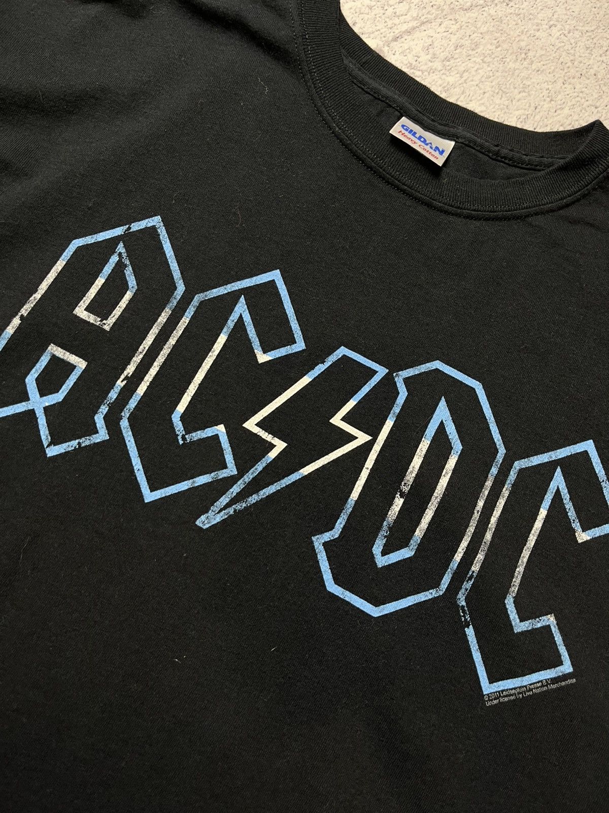 AC/DC Vintage AC/DC Rock Tee 2011 Tour Size US XL / EU 56 / 4 - 6 Thumbnail