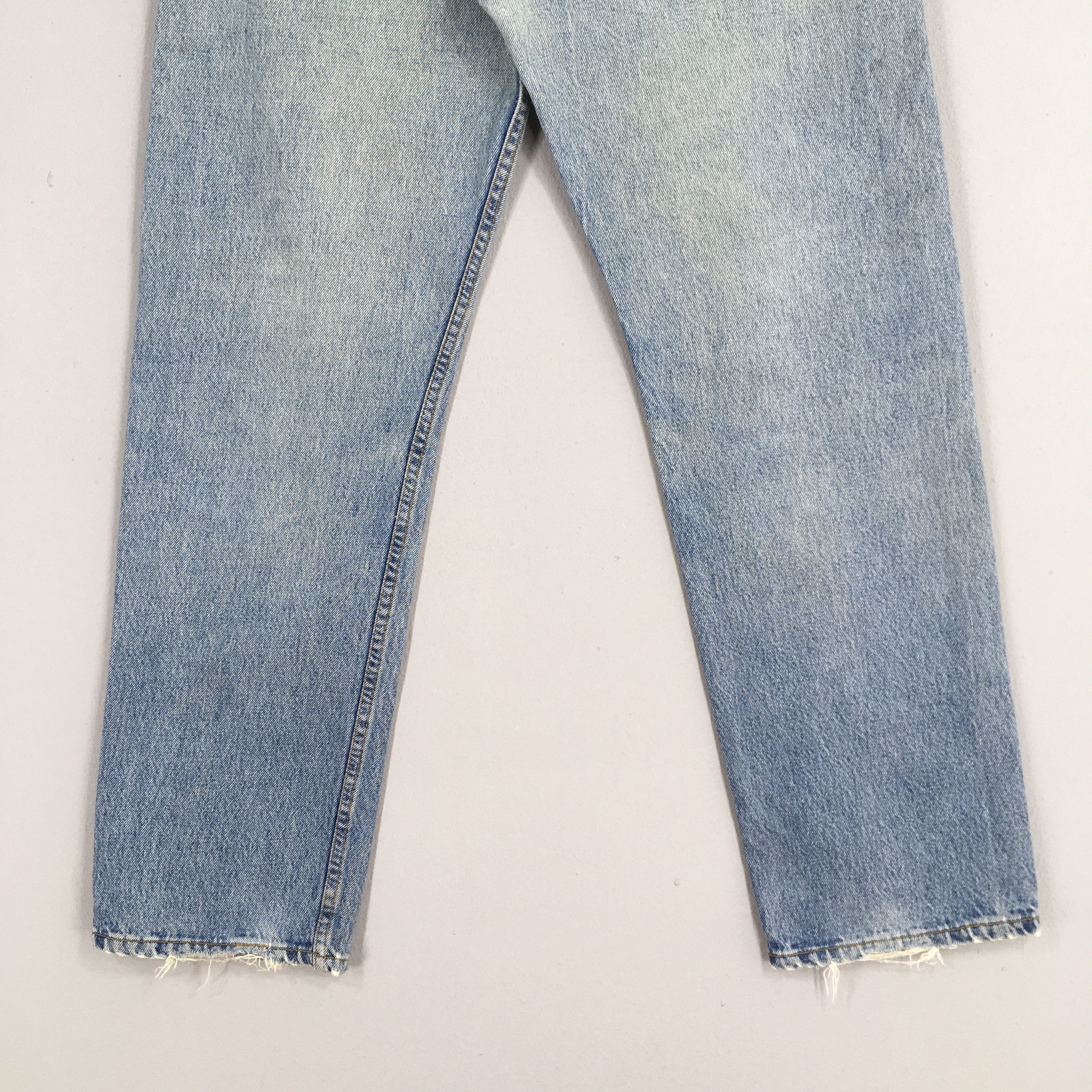 Levi's Size 31x29 Vintage 90s Levi's 501 Faded Dirty Jeans S358 Size US 31 - 9 Thumbnail