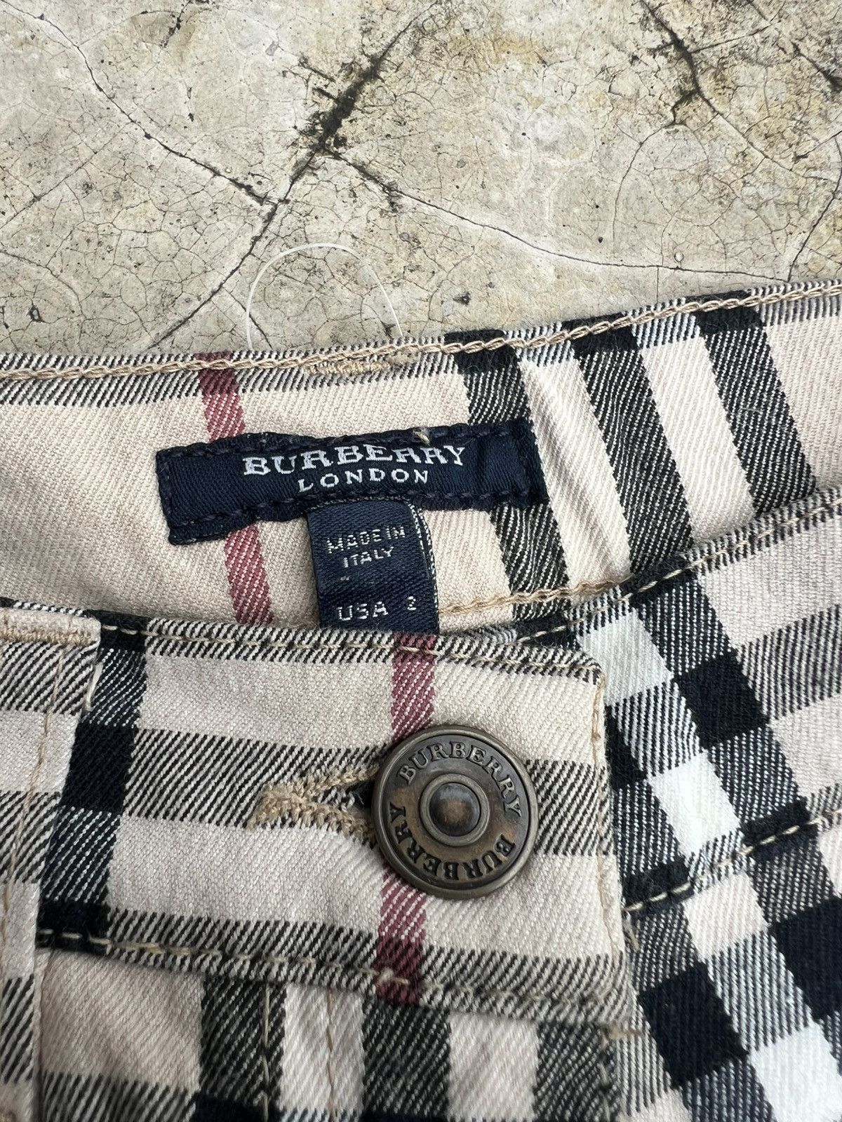 Burberry × Designer Burberry London Nova Check Pants Size 26" / US 2 / IT 38 - 4 Thumbnail