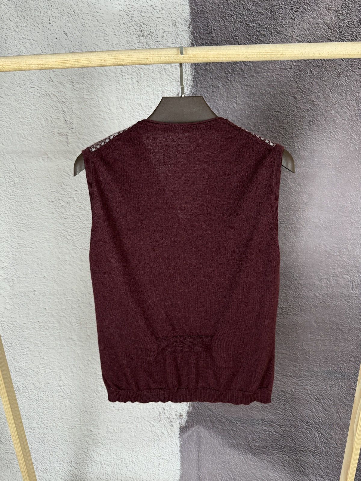 L.B.M. 1911 L.B.M 1911 Red Burgundy Wool Button Up Knitted vest gilet Size US L / EU 52-54 / 3 - 3 Thumbnail