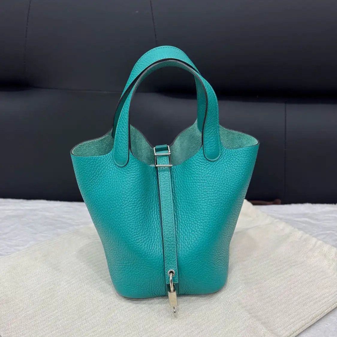 Hermes Hermes Picotin Lock 18 velvet green Clemence cowhide leather picotin handbag sil Size ONE SIZE - 1 Thumbnail