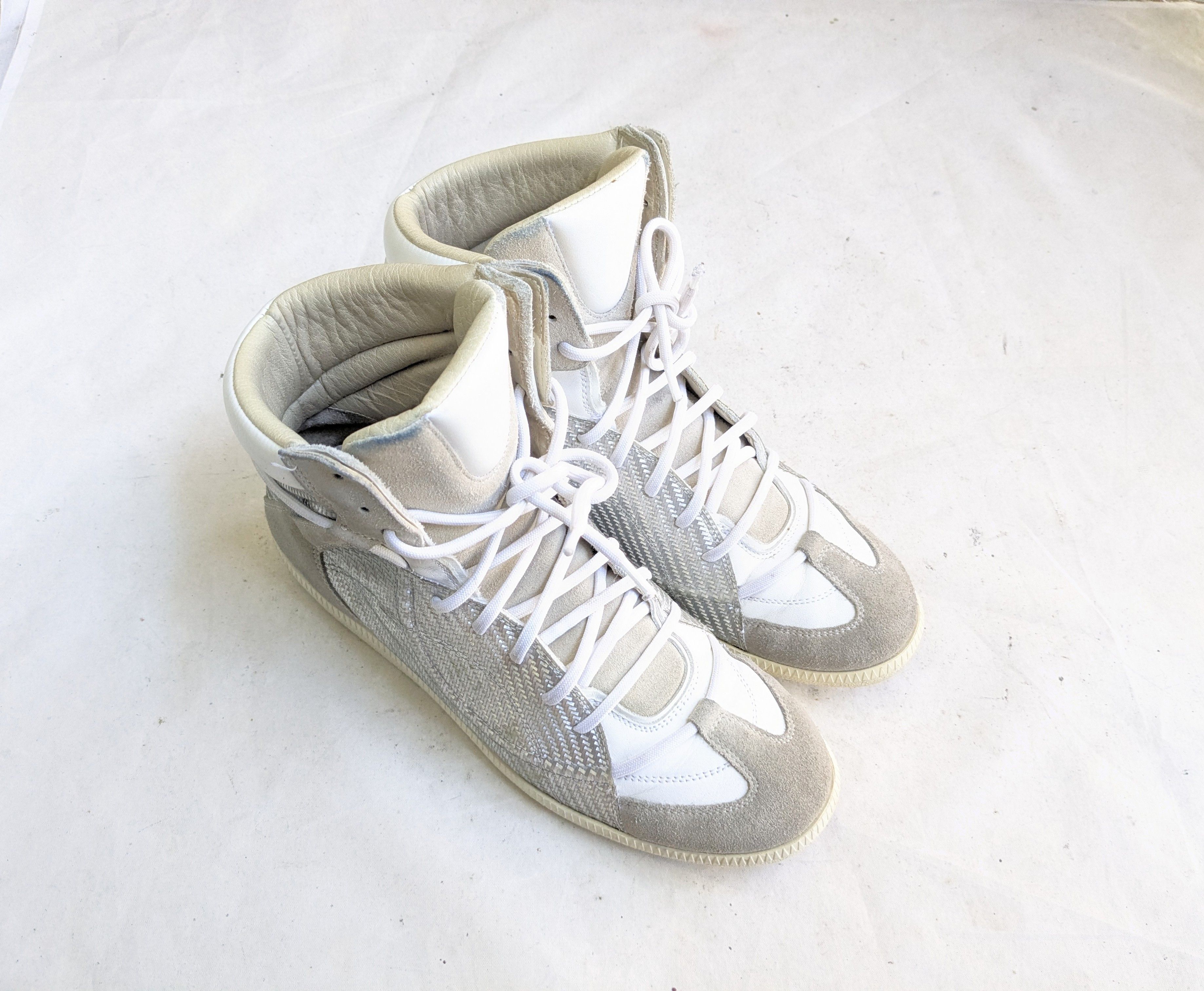 Maison Margiela Maison Margiela High Tops Sneakers 9 42 White Silver Size US 9 / EU 42 - 2 Thumbnail