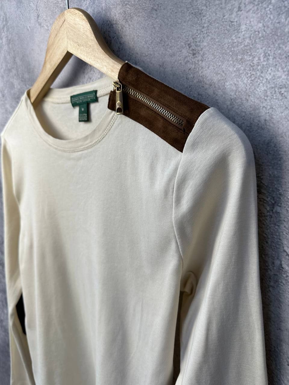 Lauren Ralph Lauren LAUREN RALPH LAUREN Suede Shoulder Zip Long Sleeve Top Size M / US 6-8 / IT 42-44 - 6 Thumbnail