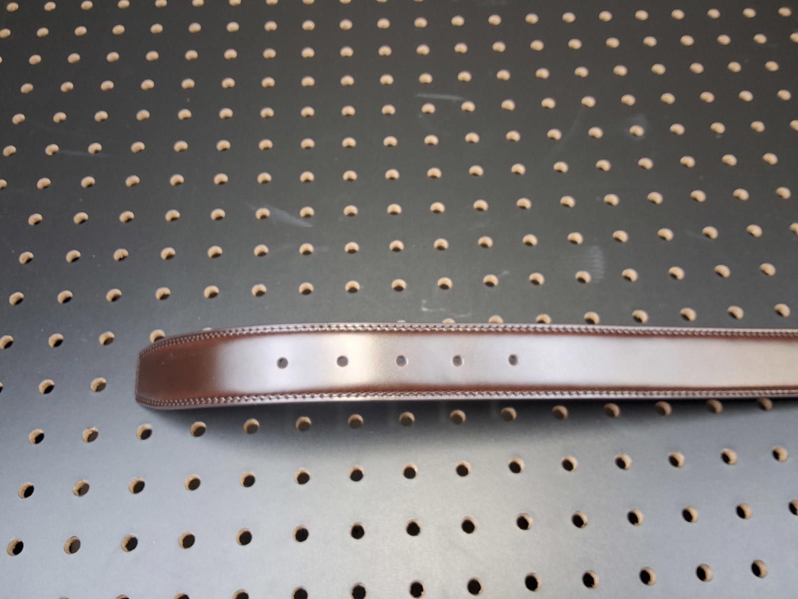 Other Sleek Brown Leather Belt - Style Meets Function! Size ONE SIZE - 2 Thumbnail