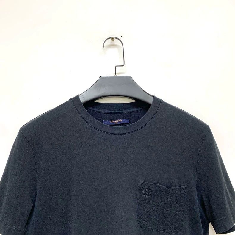 Louis Vuitton Louis Vuitton Black short-sleeved T-shirt Size US M / EU 48-50 / 2 - 3 Thumbnail