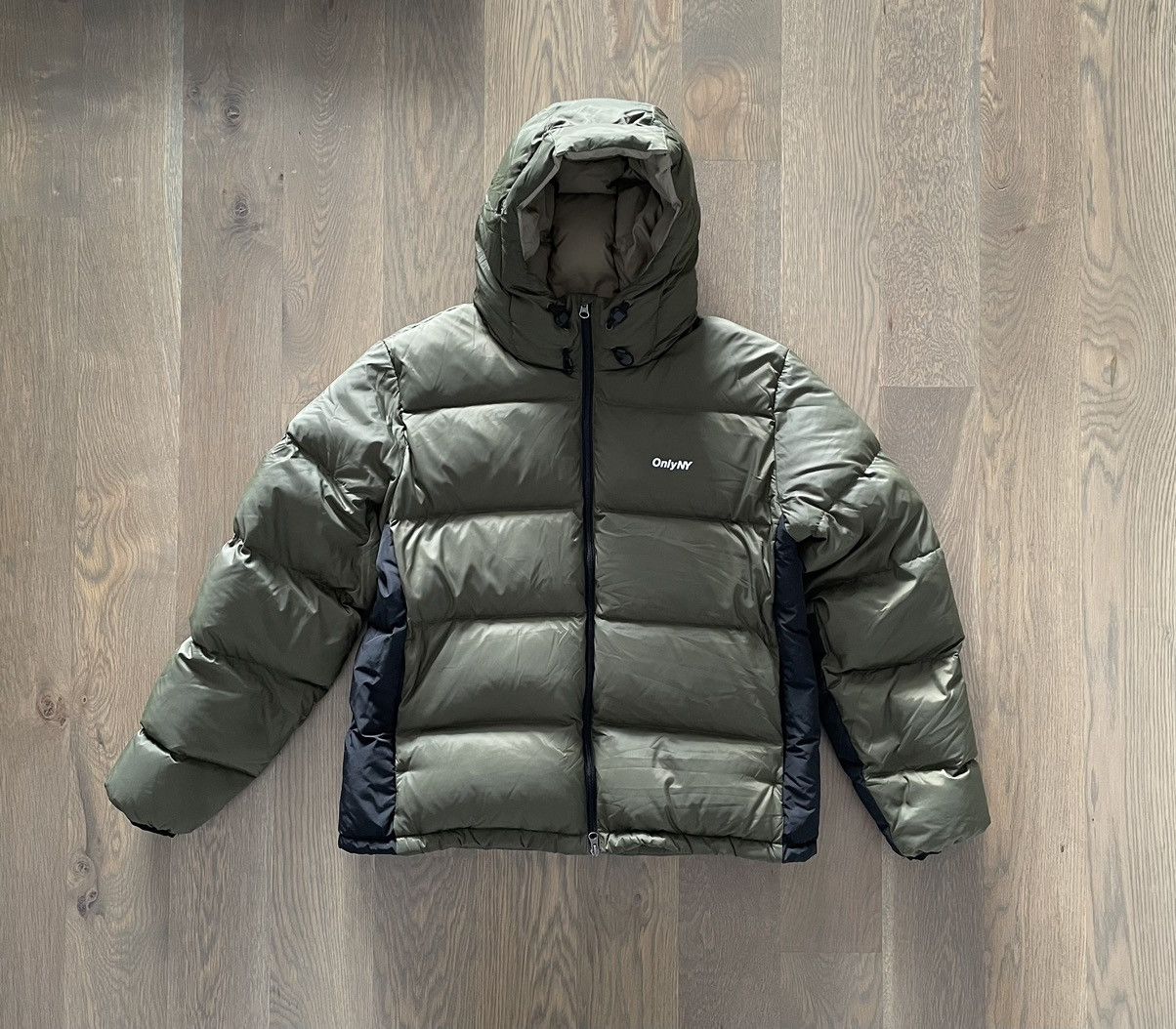 image of Only Ny Snorkel Puffer Jacket Packable in Green, Men's (Size Large)