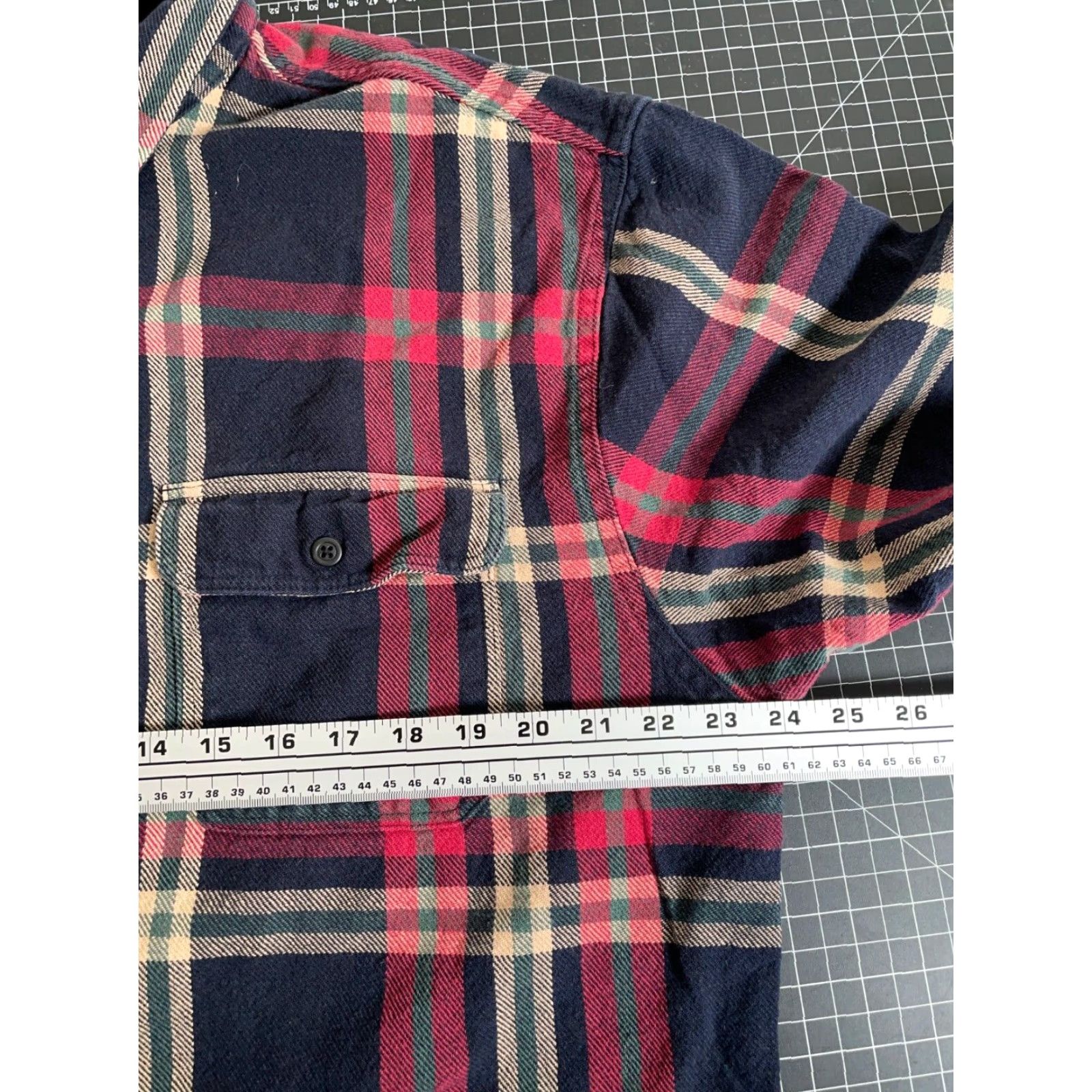 Eddie Bauer VTG Eddie Bauer Oversized Flannel Shirt Men Large Red Blue Plaid Heavyweight Cotton Cotton Flannel 90s Grunge Men’s Large Size US L / EU 52-54 / 3 - 5 Thumbnail