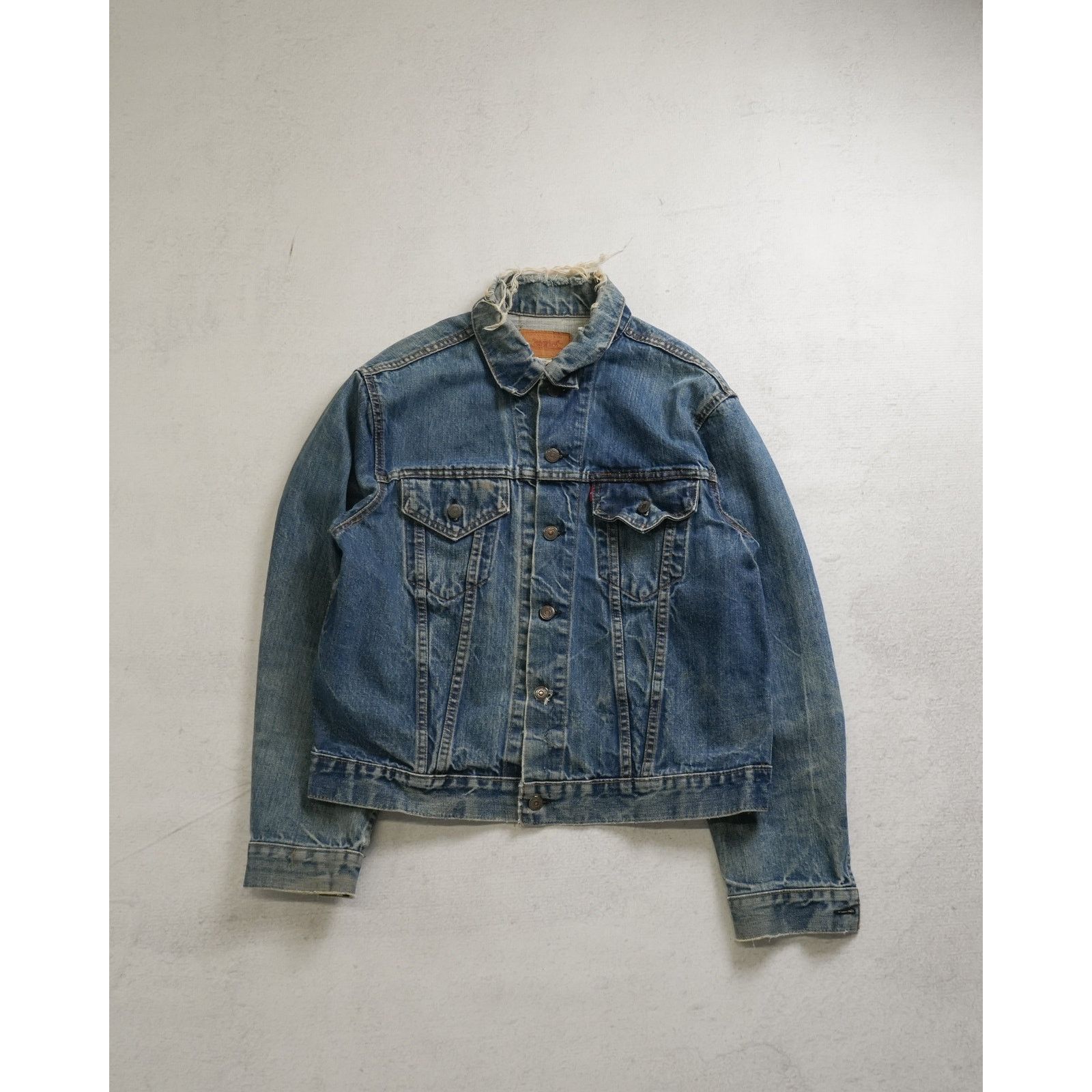 Levi's Vintage 90s Levis Blue Regular Denim Jacket - Women's Medium Size M / US 6-8 / IT 42-44 - 1 Thumbnail