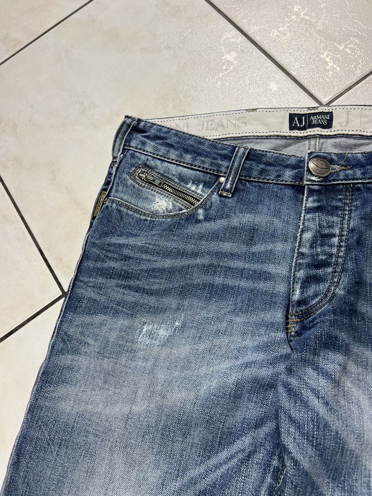 Giorgio Armani Vintage Giorgio Armani jeans distressed denim washed pants Size US 32 / EU 48 - 7 Thumbnail