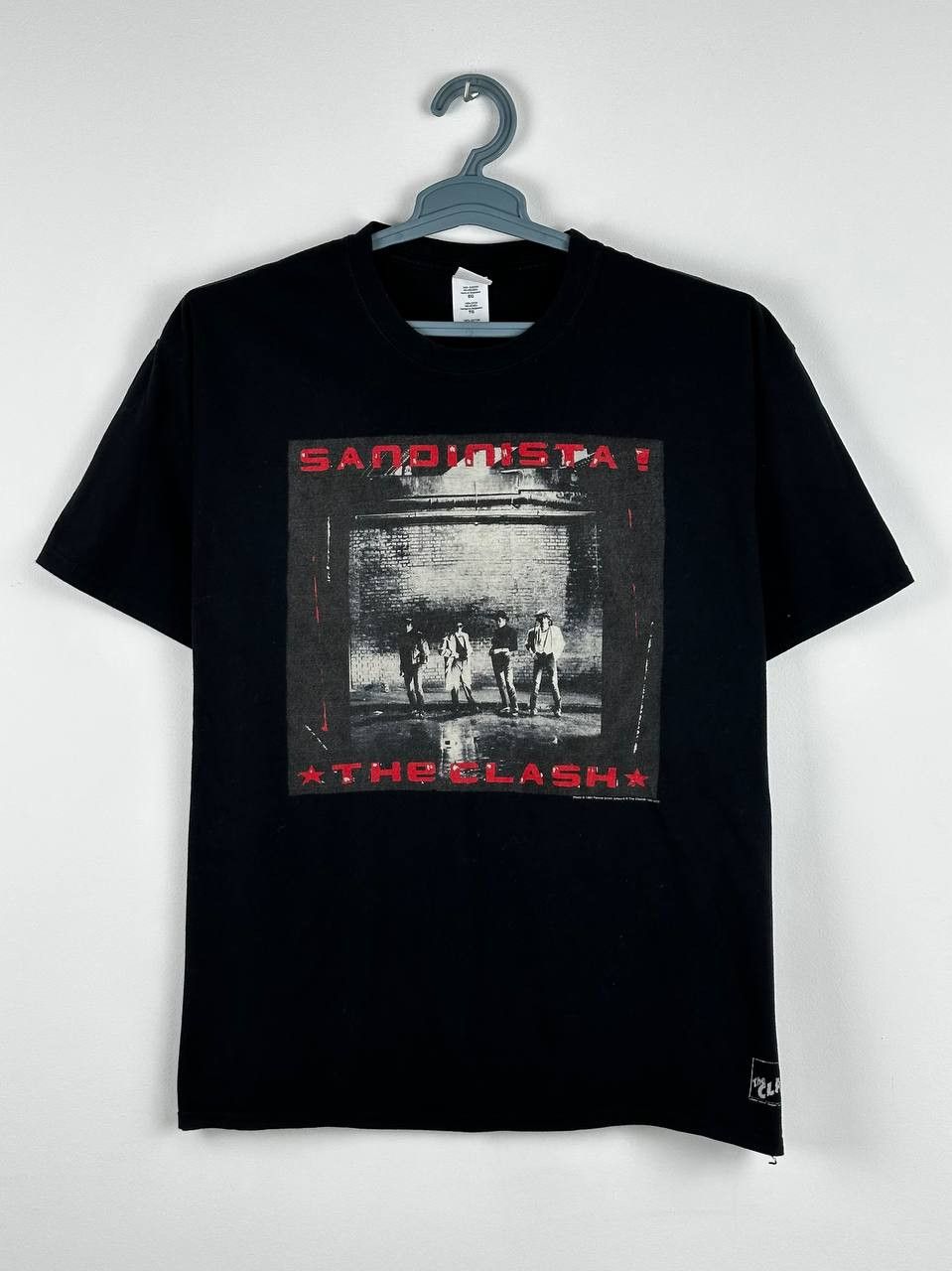 Band Tees The Clash Sandinista Promo T-shirt Band Album Size US XL / EU 56 / 4 - 1 Thumbnail