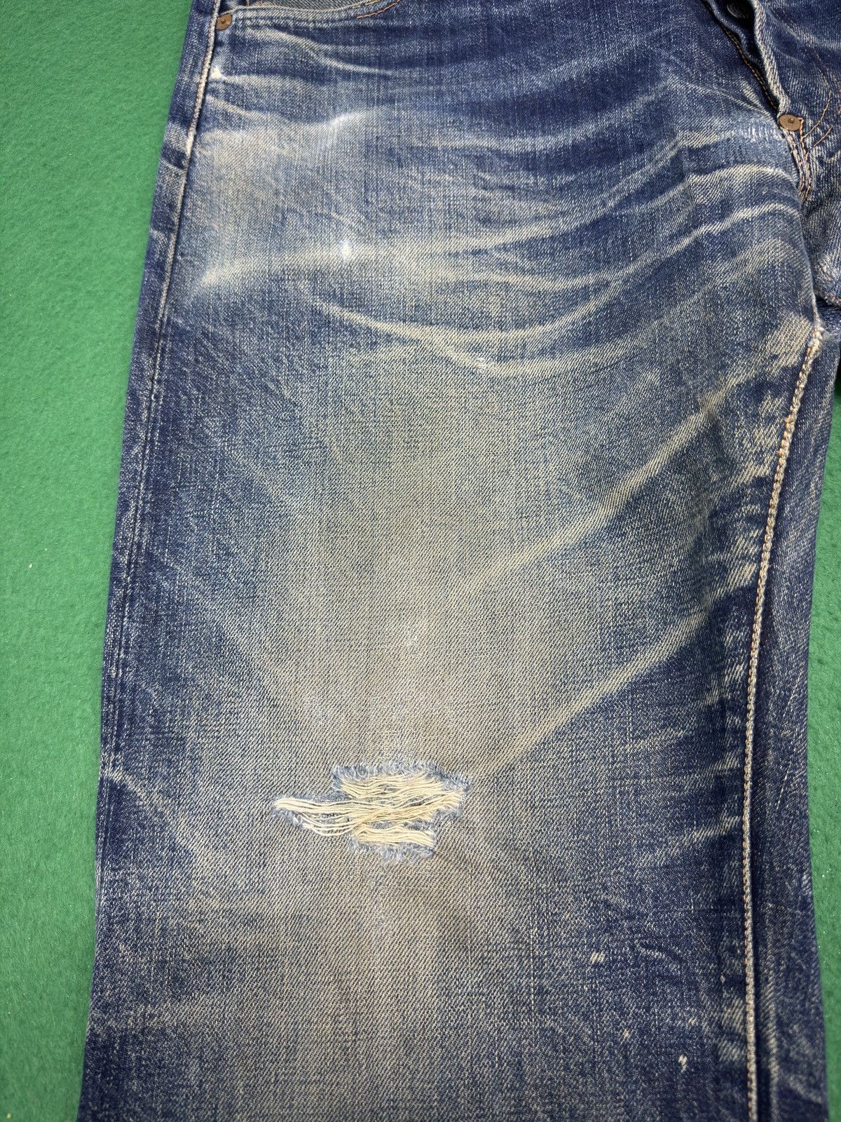 Evisu A29 Thrashed Evisu No 1 Special Distressed Mud Wash Size US 33 - 17 Thumbnail
