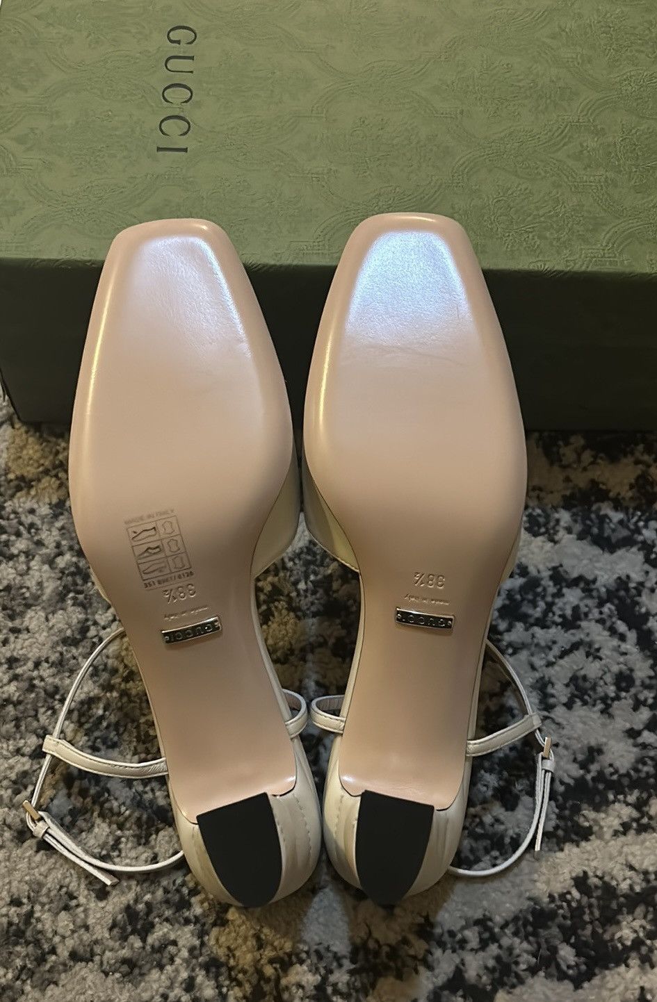 Gucci Gucci Petite GG Slingback Pump size 38.5 Size US 8.5 / IT 38.5 - 6 Thumbnail