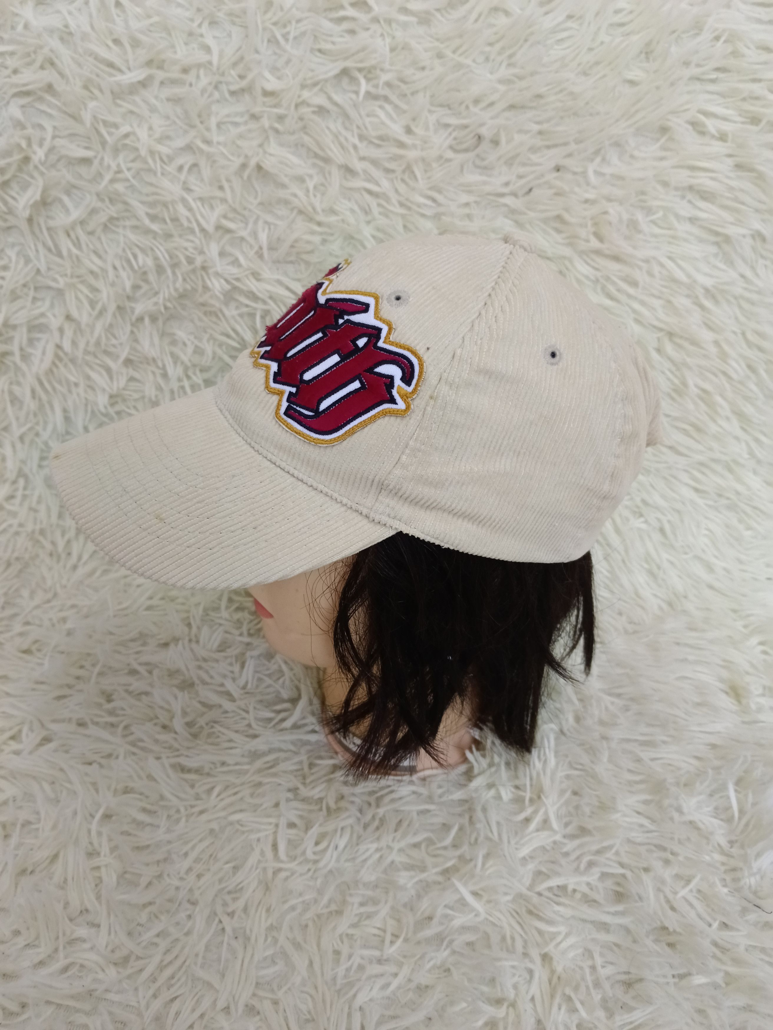 Dsquared2 DSQUERED2 CORDUROY FAITH PACTH HAT Size ONE SIZE - 2 Thumbnail