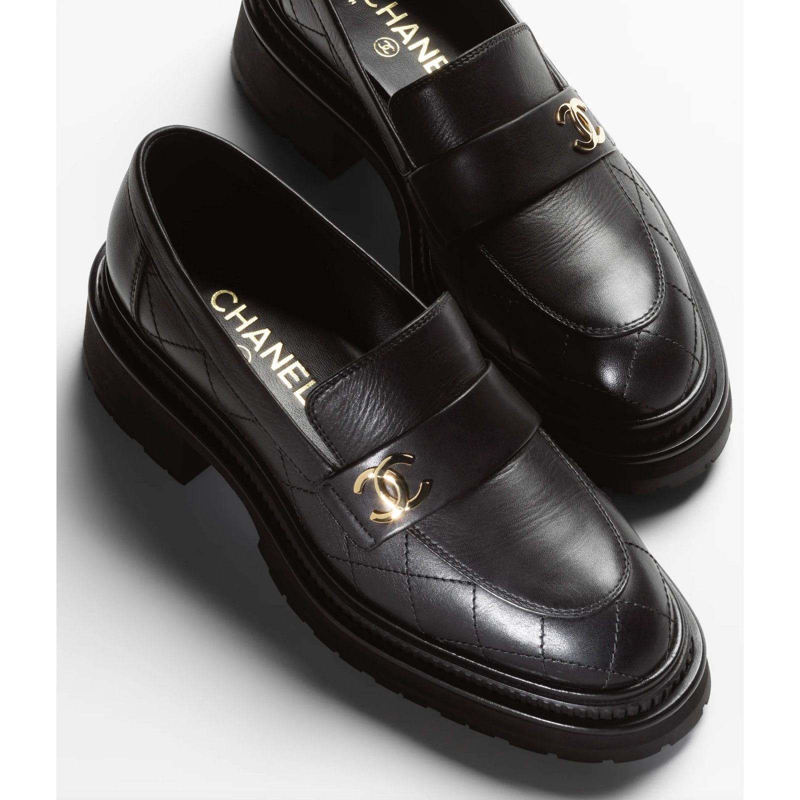 Chanel Chanel Leather Quilted Gold Logo Flat Platform Loafer 37.5 Size US 7.5 / IT 37.5 - 3 Thumbnail