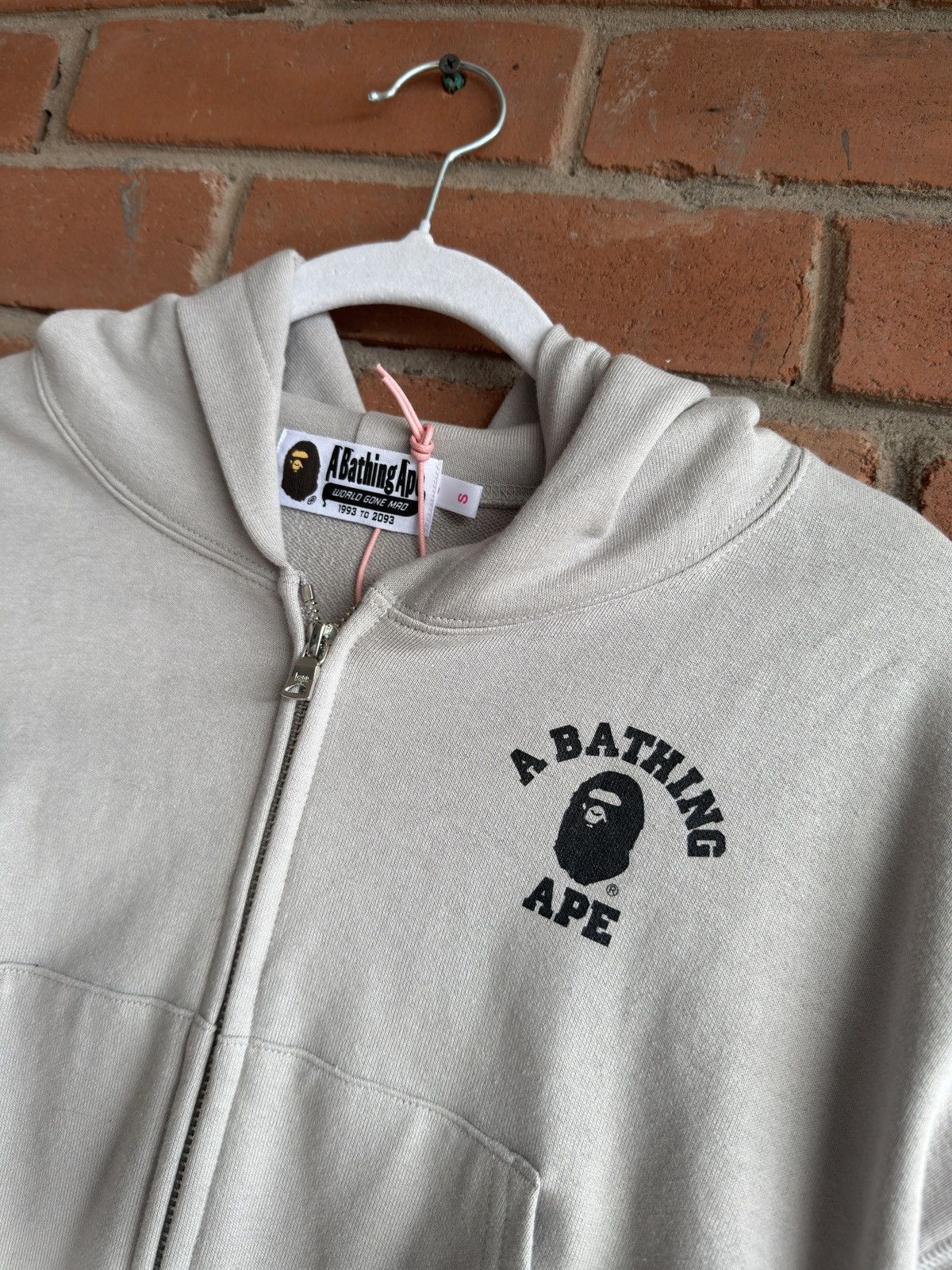 Bape Bape SS23 Womens College Cropped Zip Hoodie Size S / US 4 / IT 40 - 2 Thumbnail