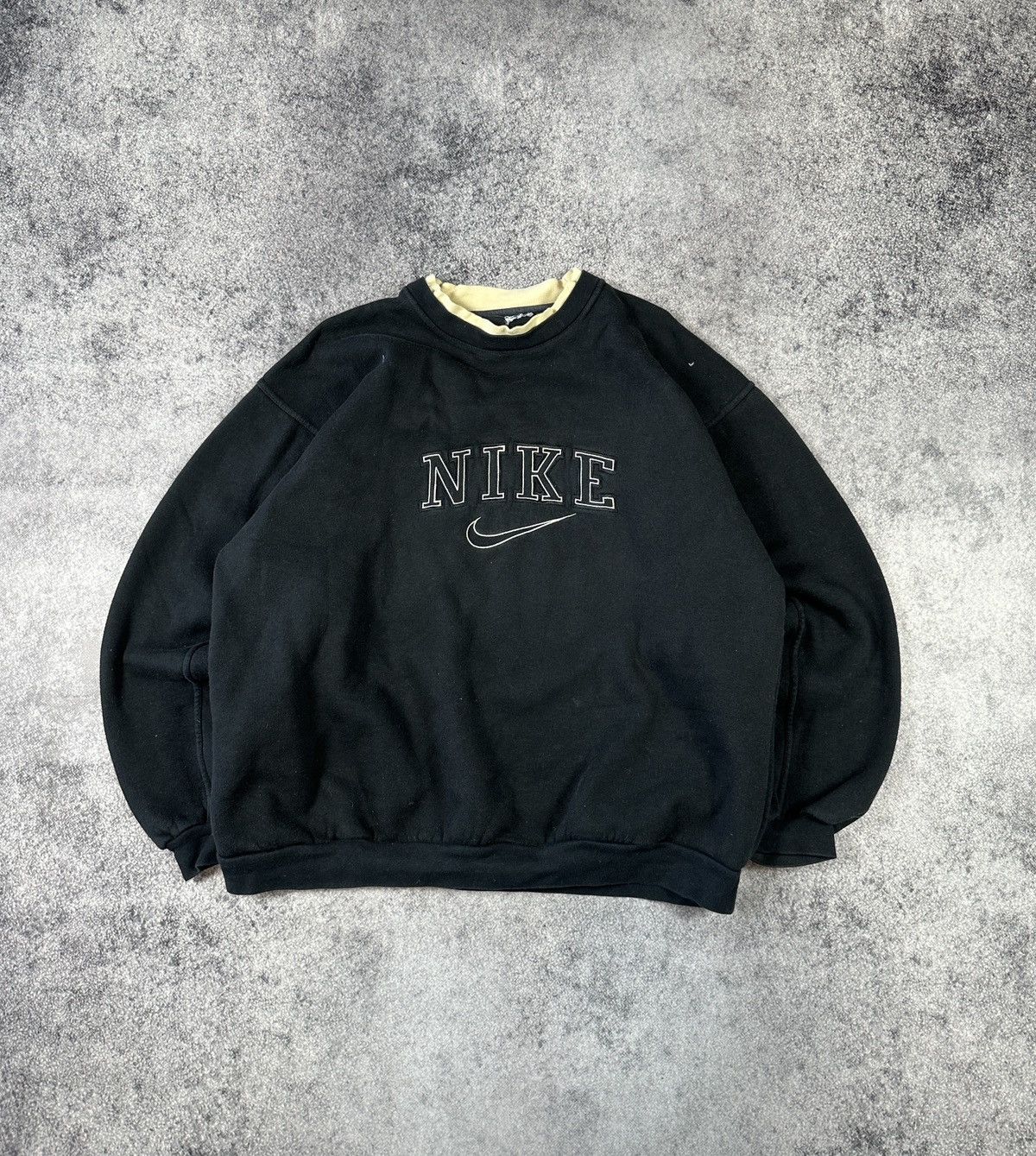 Vintage Y2K Vintage Nike Big Logo Sweatshirt Very Rare 90s VTg Style Size US XL / EU 56 / 4 - 1 Thumbnail