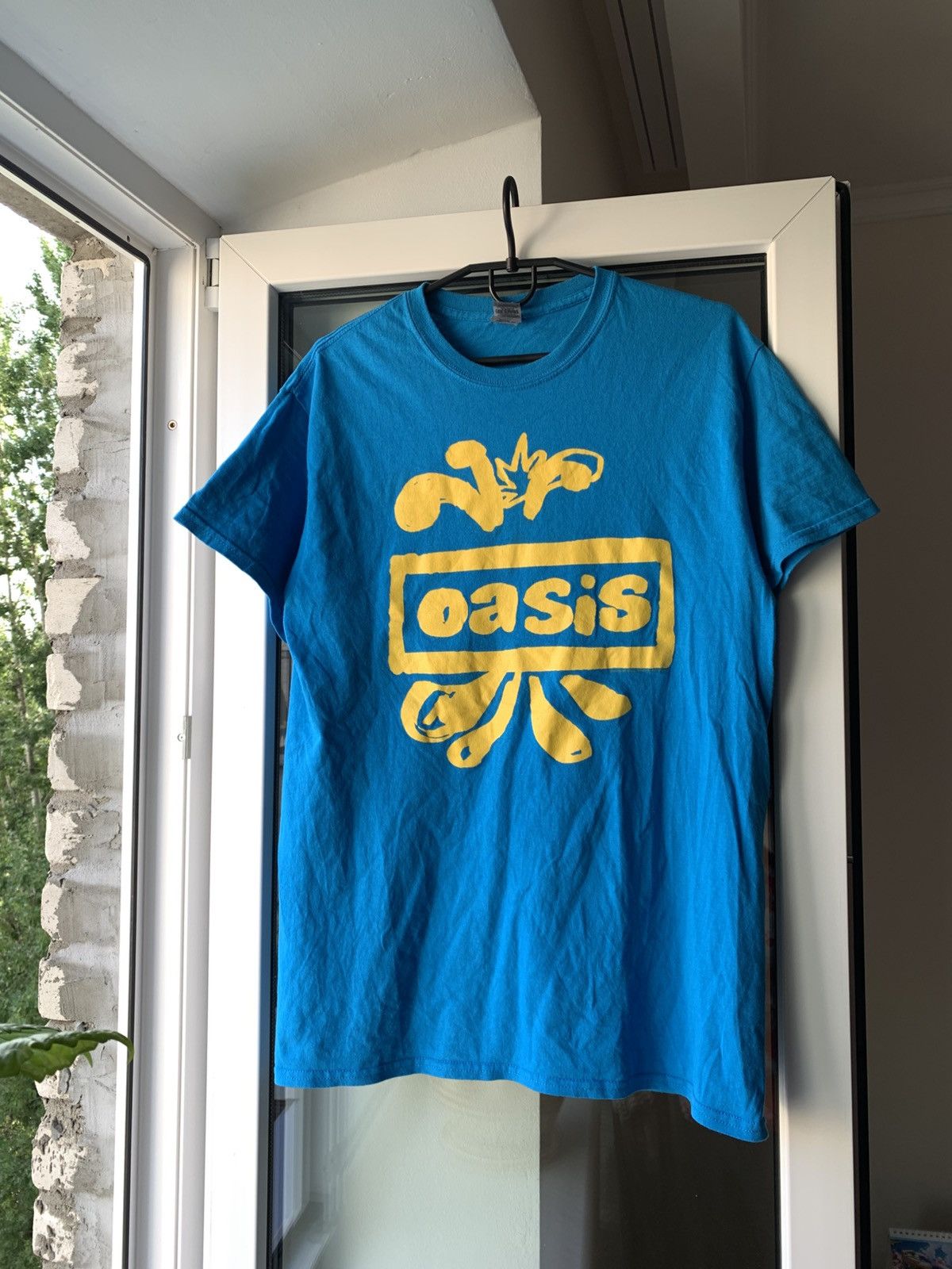 Gildan 🔥VINTAGE OASIS BOX LOGO TSHIRT Size US M / EU 48-50 / 2 - 2 Thumbnail