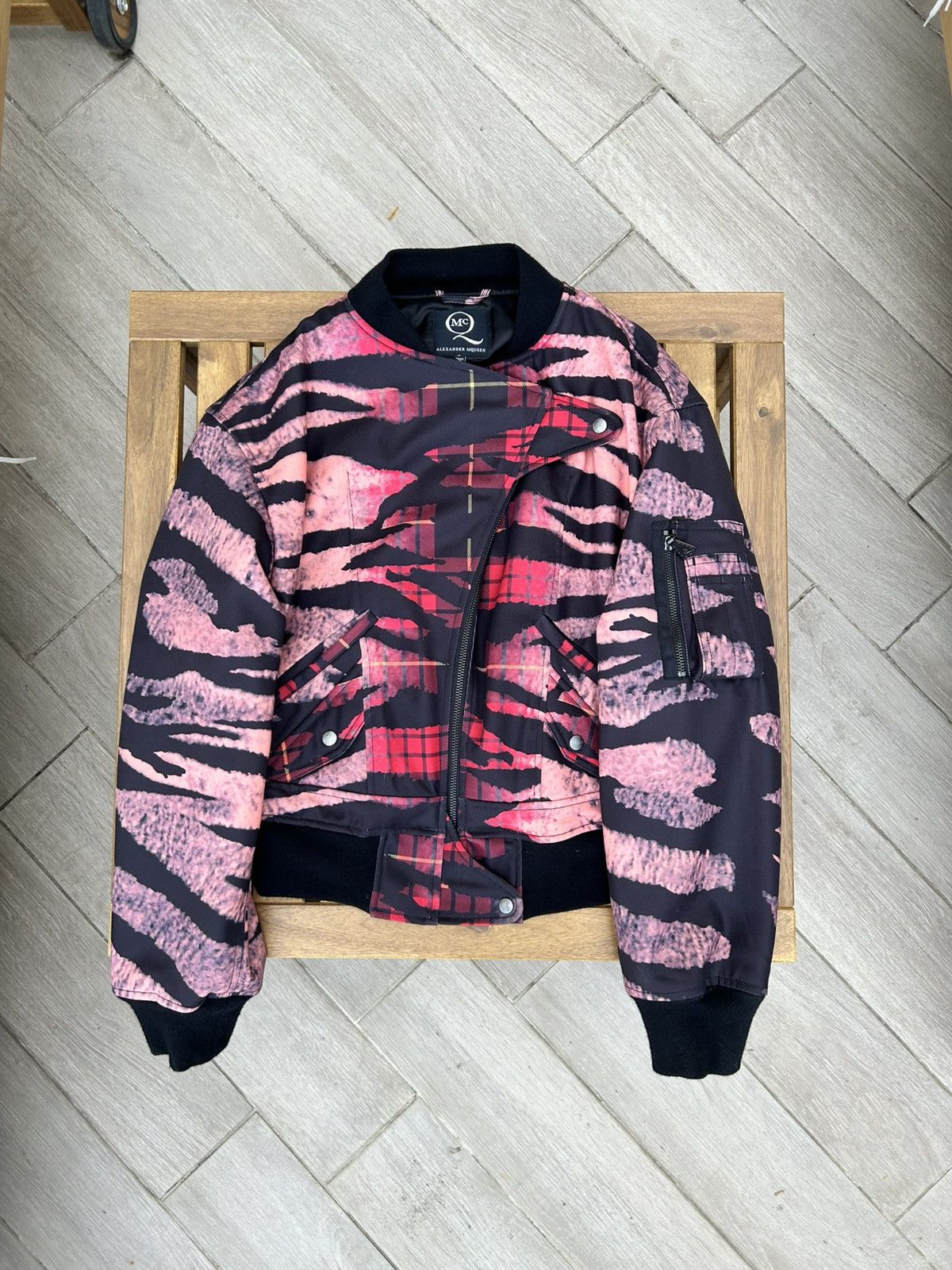 Alexander McQueen × Designer Alexander McQueen bomber jacket Size S / US 4 / IT 40 - 1 Thumbnail