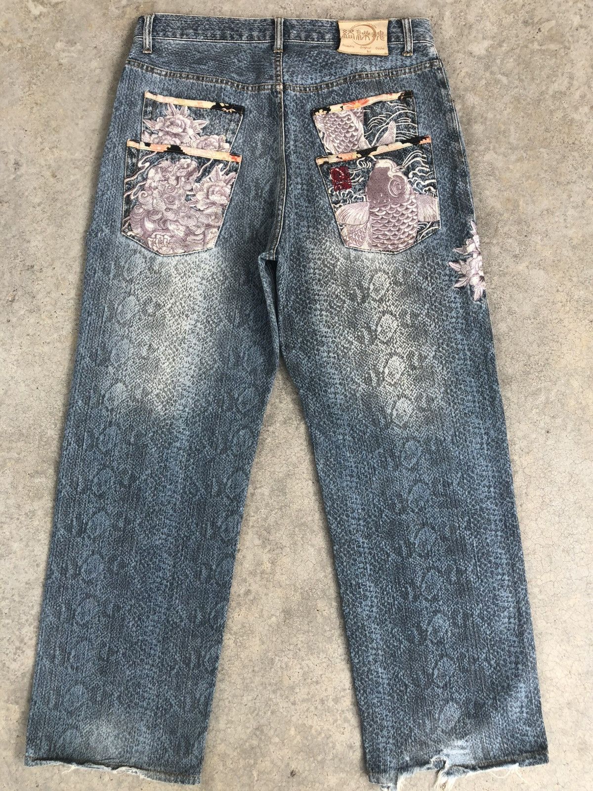 Karakuri Tamashii Karakuri Tamashii Embroidered Denim Snake Skin Size US 33 - 1 Thumbnail