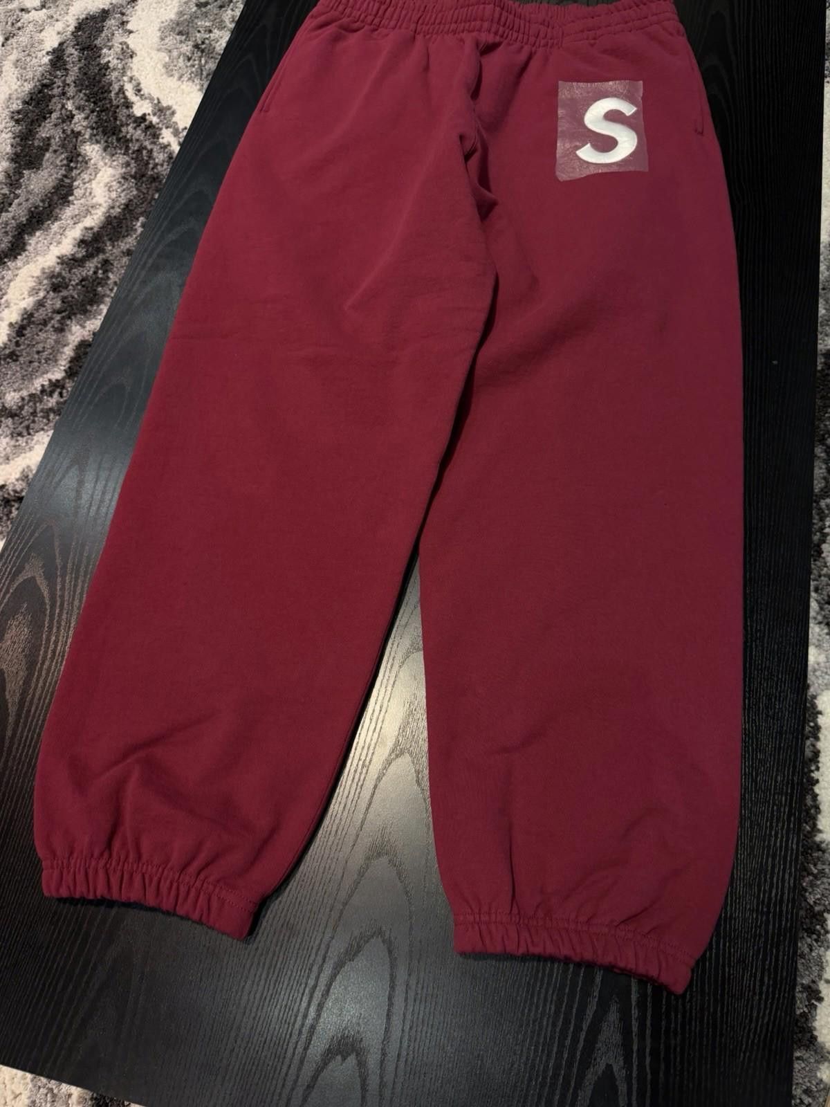 Supreme Supreme S Logo Sweatpants Red (SS25) Brand New Size XXL Size US 40 / EU 56 - 2 Thumbnail