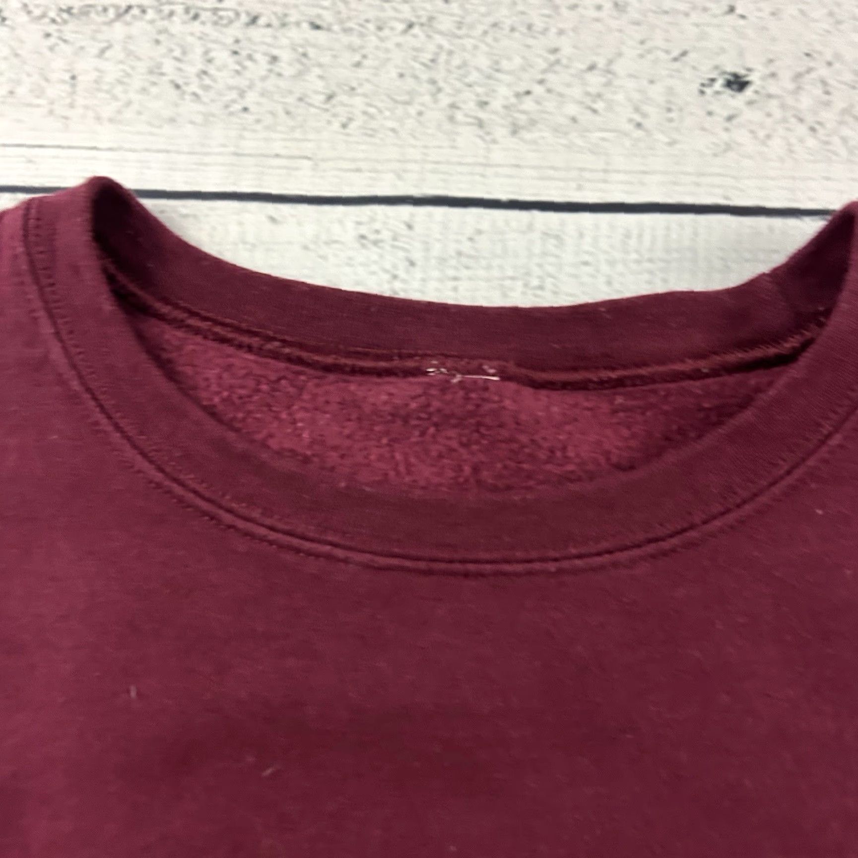 Vintage Lake Louise Ski Resort Canada Pullover Crewneck Sweatshirt Men's XL Maroon Red Ski Pullover Mens XL Size US XL / EU 56 / 4 - 3 Thumbnail