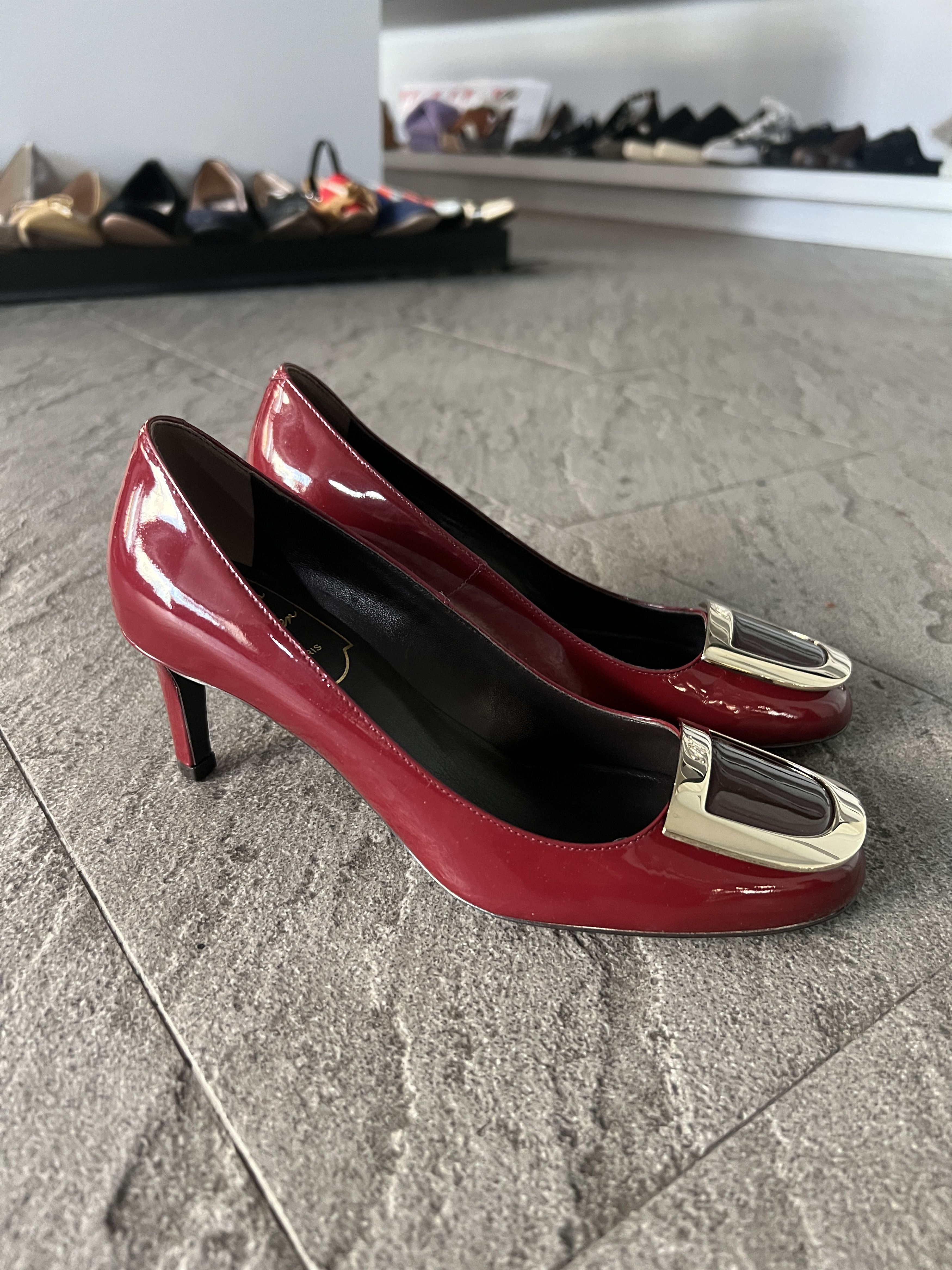 Roger Vivier Roger Vivier Red Patent Belle Vivier Heels 34.5 Size US 4.5 / IT 34.5 - 4 Thumbnail