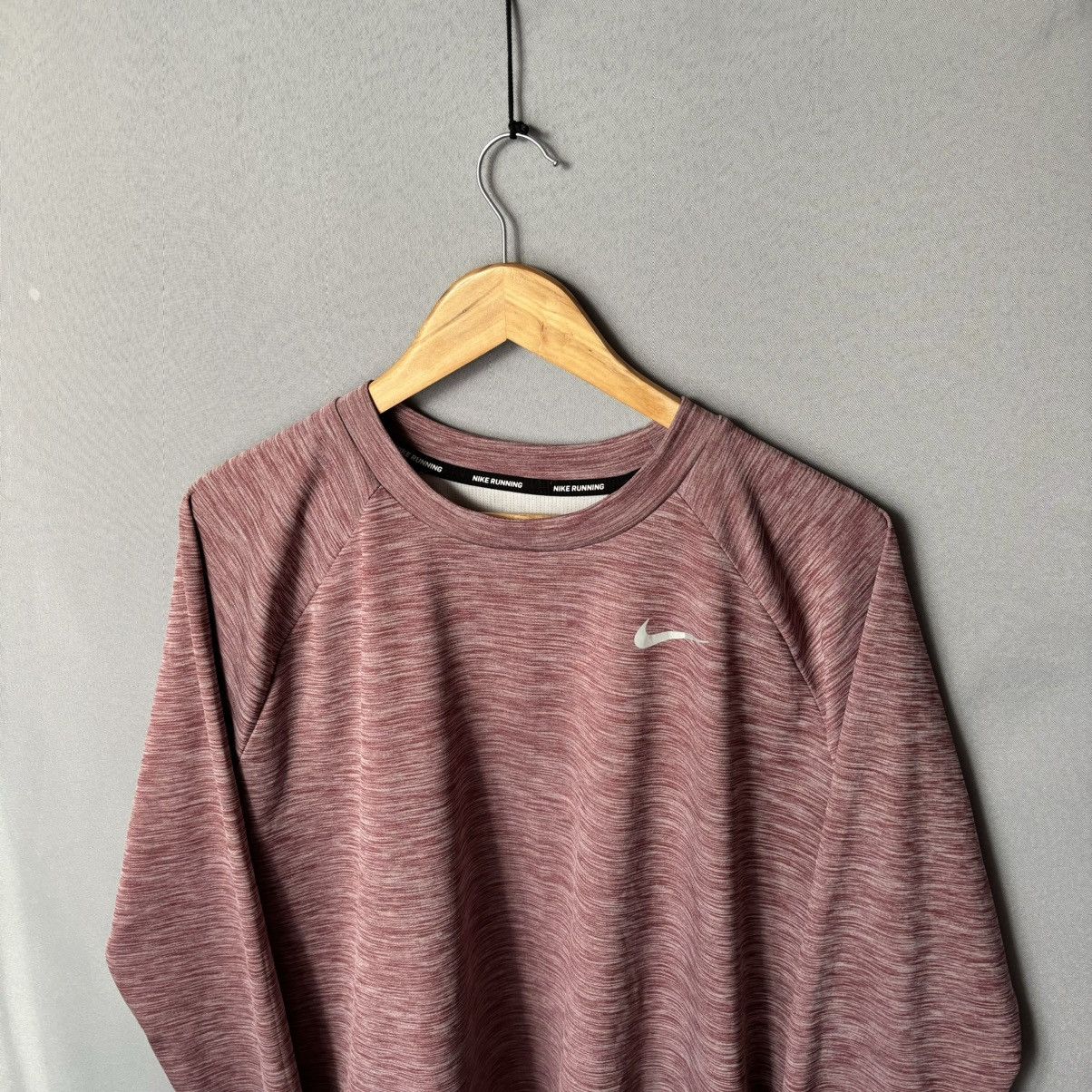 Nike Nike running sweatshirt sport xl Size US XL / EU 56 / 4 - 2 Thumbnail