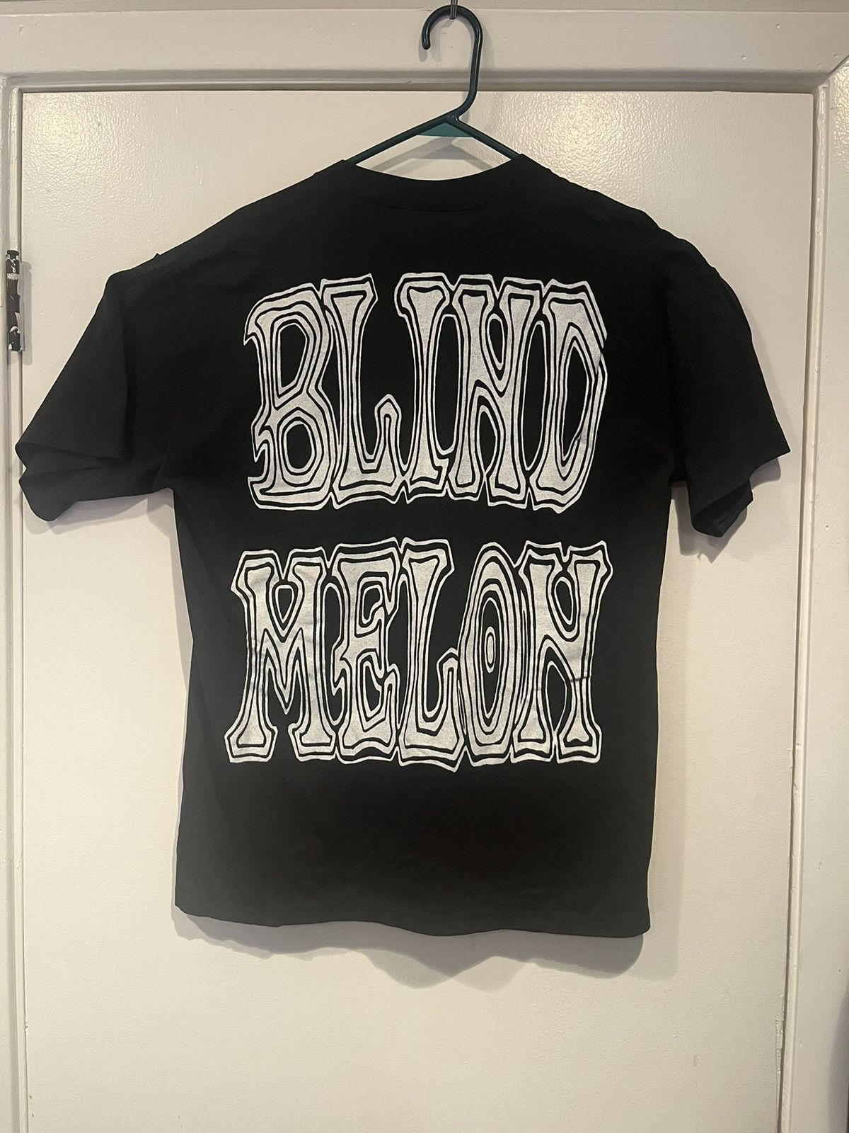 Band Tees 1993 Blind Melon Band tshirt (READ DESCRIPTION) Size US L / EU 52-54 / 3 - 6 Thumbnail