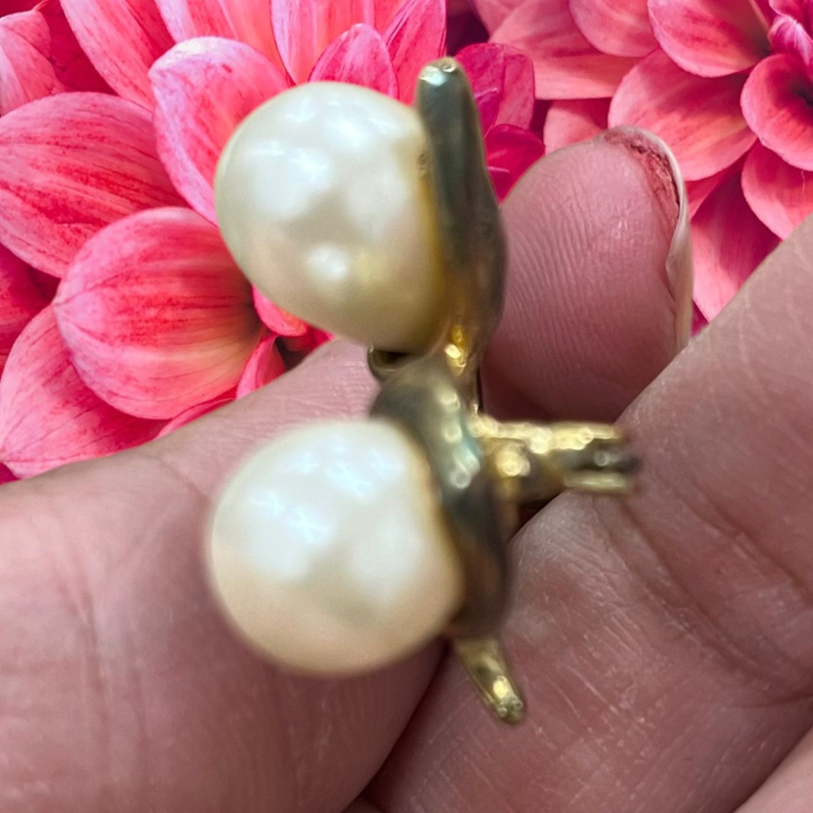 Other Vintage 70s Pearl and Crystal Stone Gold Brooch Double Pearl Size ONE SIZE - 5 Thumbnail