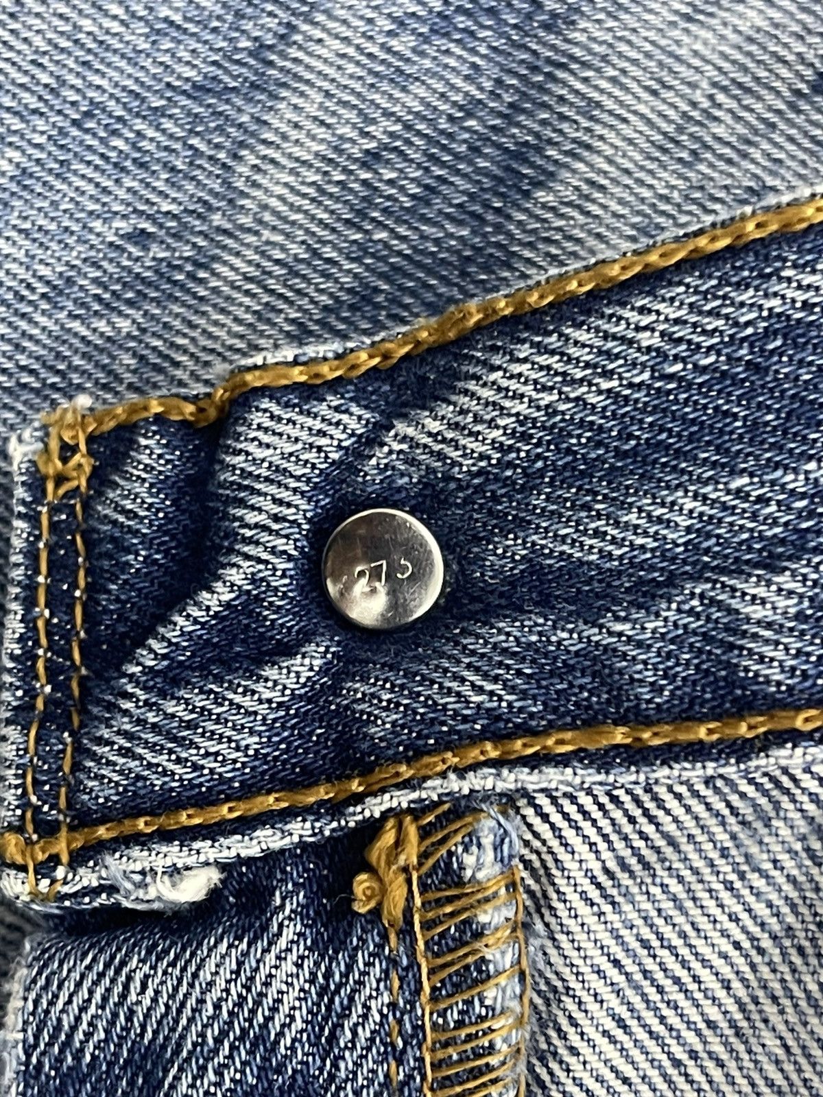 Levi's Thrashed Vintage Levi’s 501 Destructed Light Wash Size US 31 - 7 Thumbnail