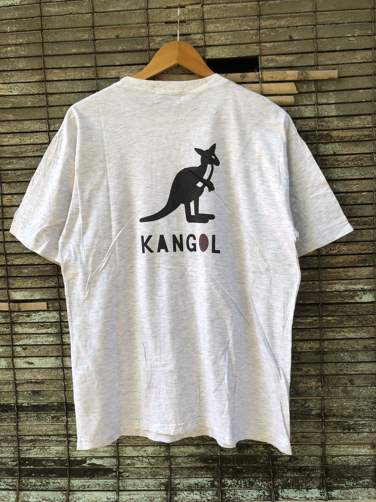 Kangol 🔥Vintage 90s🔥 Casual Kangol Centre Logo Tshirts Size US M / EU 48-50 / 2 - 2 Thumbnail