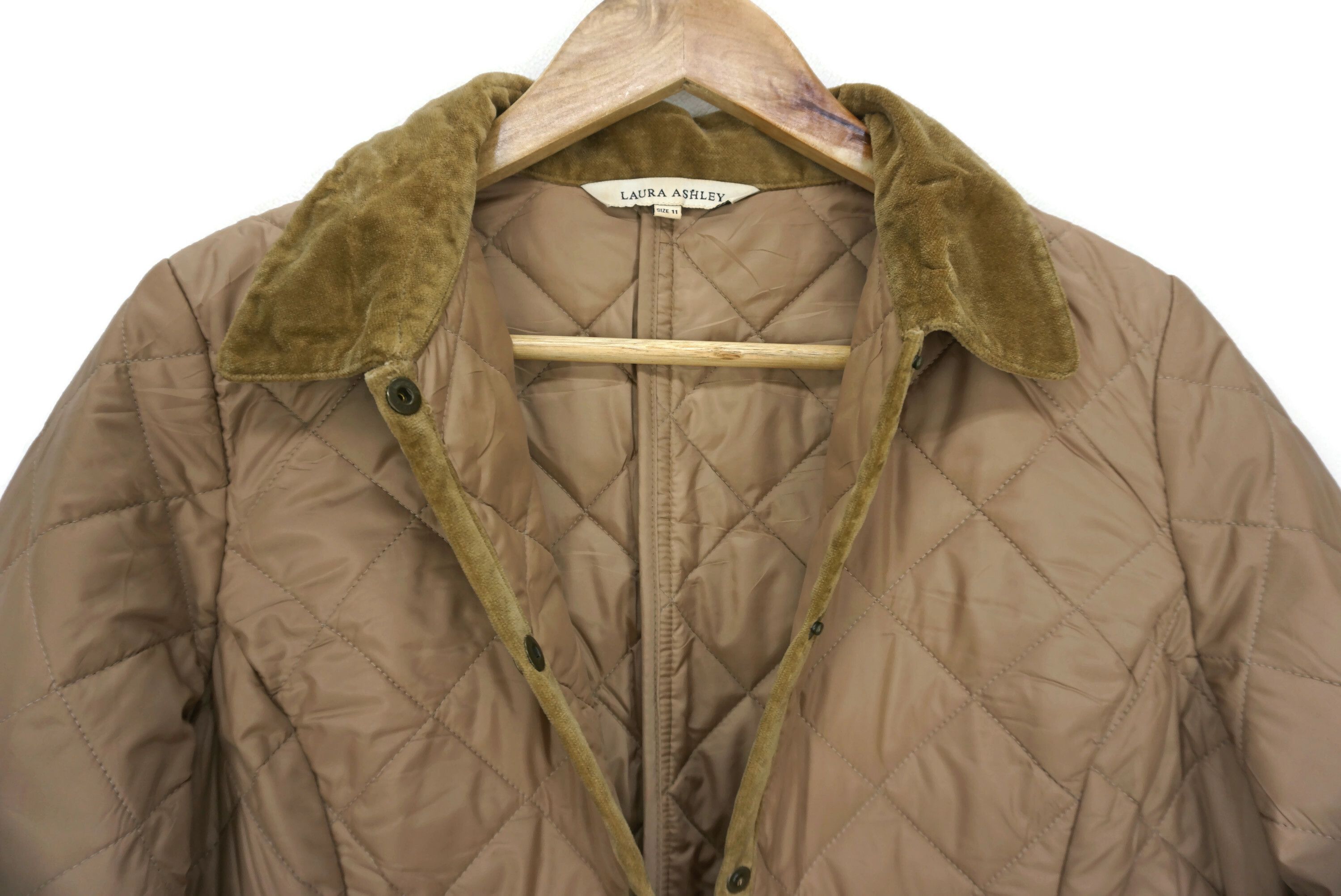 Laura Ashley Quilted Coat Snap Front Thermolite Velvet Trimming Jacket Size M / US 6-8 / IT 42-44 - 8 Thumbnail