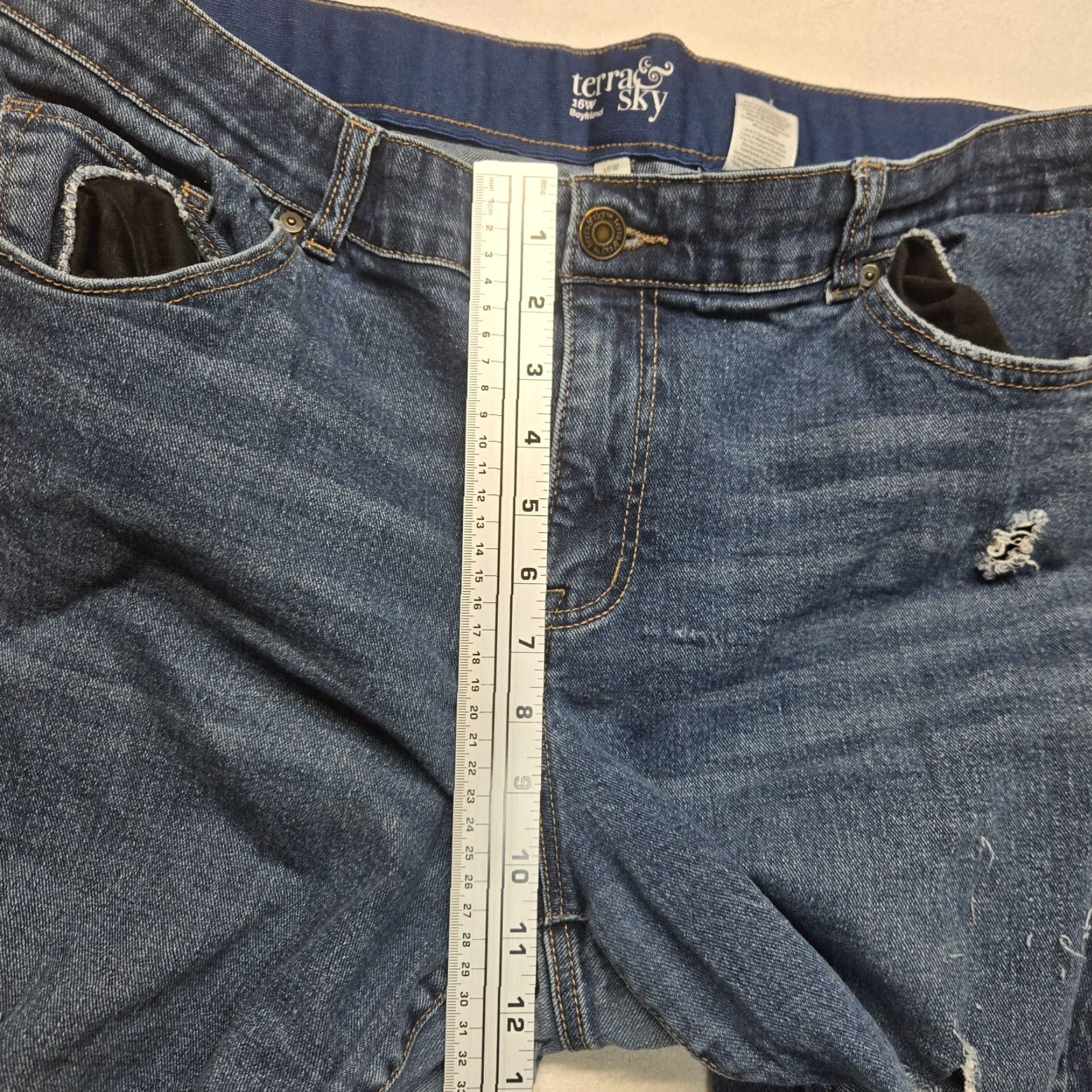 Vintage VINTAGE Terra & Sky Slim Boyfriend Jeans Women's Plus 16W Distressed Dark Wash Cotton Spandex Size 38" / US 16 / IT 52 - 6 Thumbnail