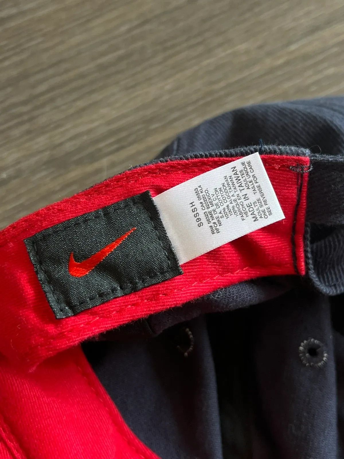 Nike Nike Air Cap Swoosh 1998 Deadstock Distressed Rare One Size Size ONE SIZE - 11 Thumbnail