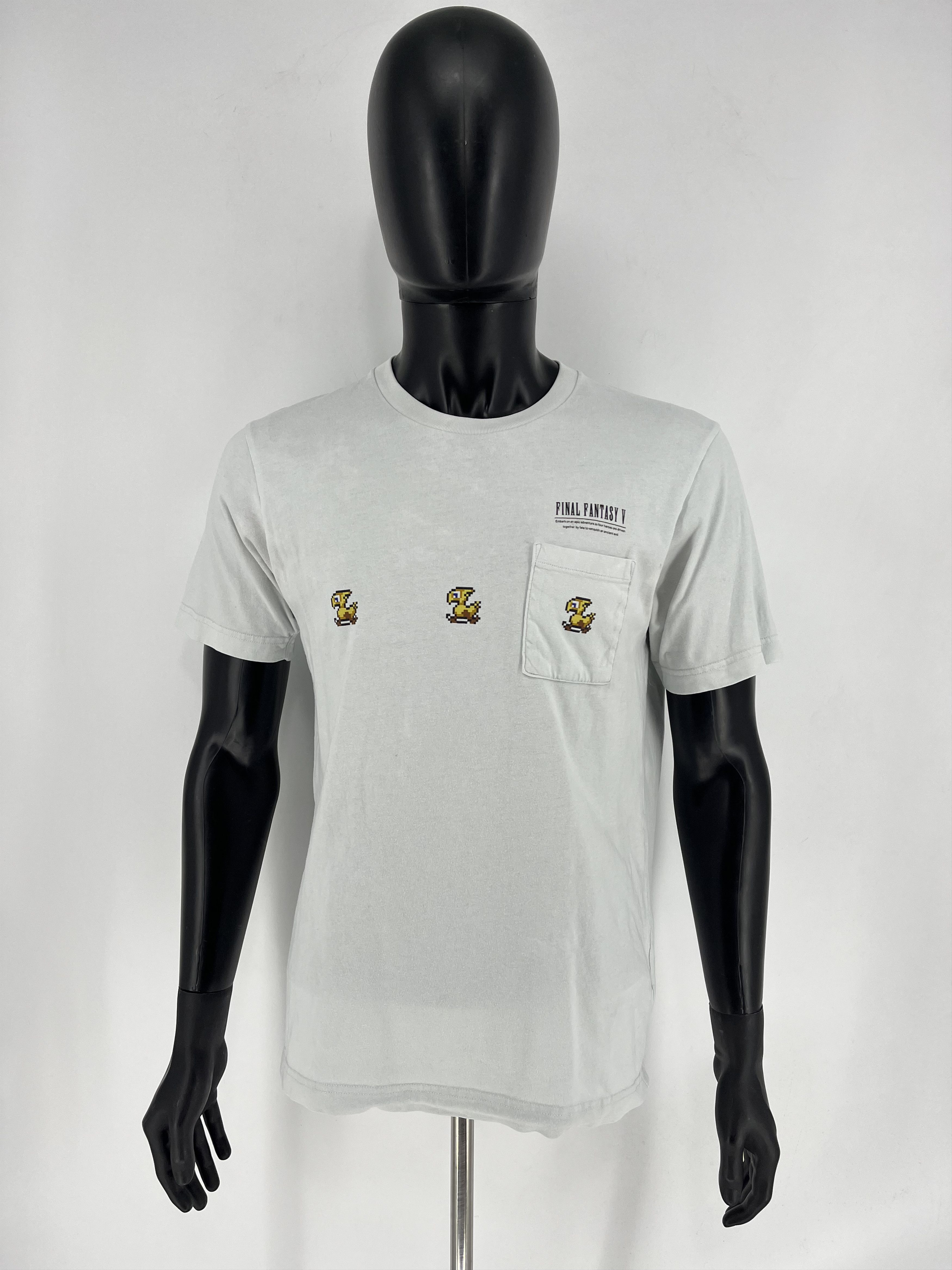 Anime Vintage Y2K Anime Final Fantasy V Tshirt by Uniqlo SIZE-S Size US S / EU 44-46 / 1 - 3 Thumbnail