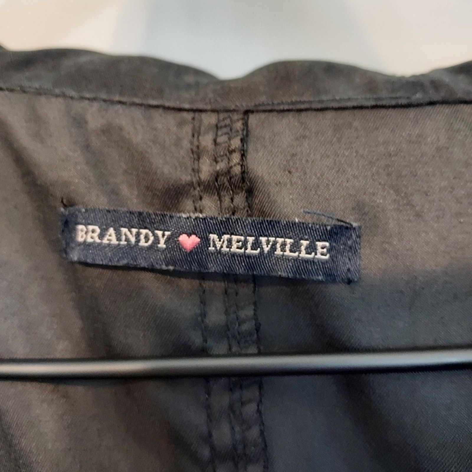 Brandy Melville Brandy Melville Lightweight Windbreaker Black Zip Up Jacket Size S / US 4 / IT 40 - 4 Thumbnail