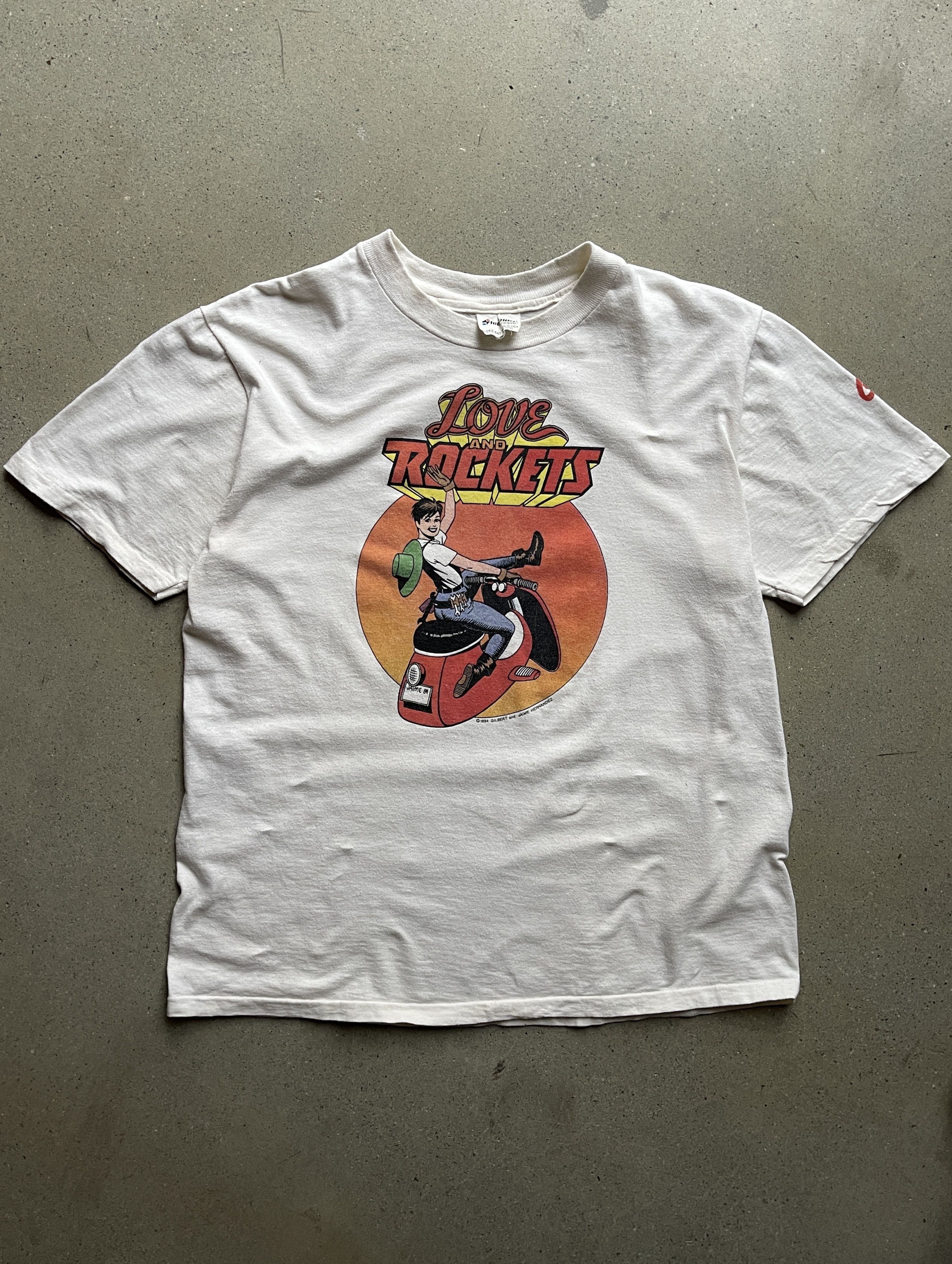 Vintage 1984 LOVE AND ROCKETS *RARE* TEE Size US M / EU 48-50 / 2 - 1 Thumbnail