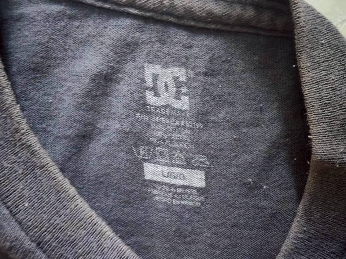 DC 00's dc skateboard brand logo vintage t shirt large 21/27 Size US L / EU 52-54 / 3 - 3 Thumbnail