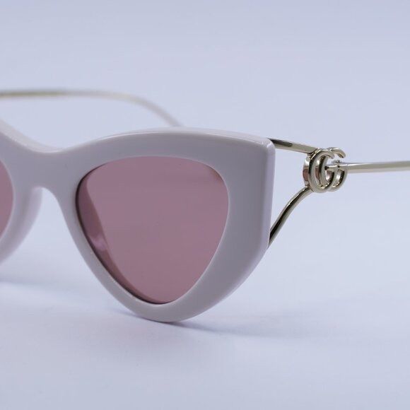 Gucci Gucci GG1565S 003 Sunglasses Shiny Ivory/Gold Cat Eye Frame Size ONE SIZE - 5 Thumbnail