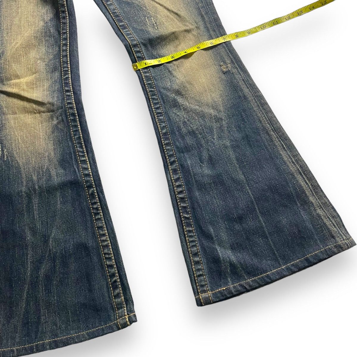 If Six Was Nine × Japanese Brand × Le Grande Bleu (L.G.B.) 🇯🇵 LOLITA RUSTY SUPER FLARE DENIM PANTS Size 30" / US 8 / IT 44 - 6 Thumbnail