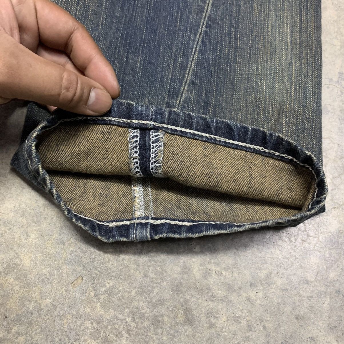 If Six Was Nine Vintage Edwin Blue Trip Clawmark Distressed Fade Jean Size US 33 - 10 Thumbnail
