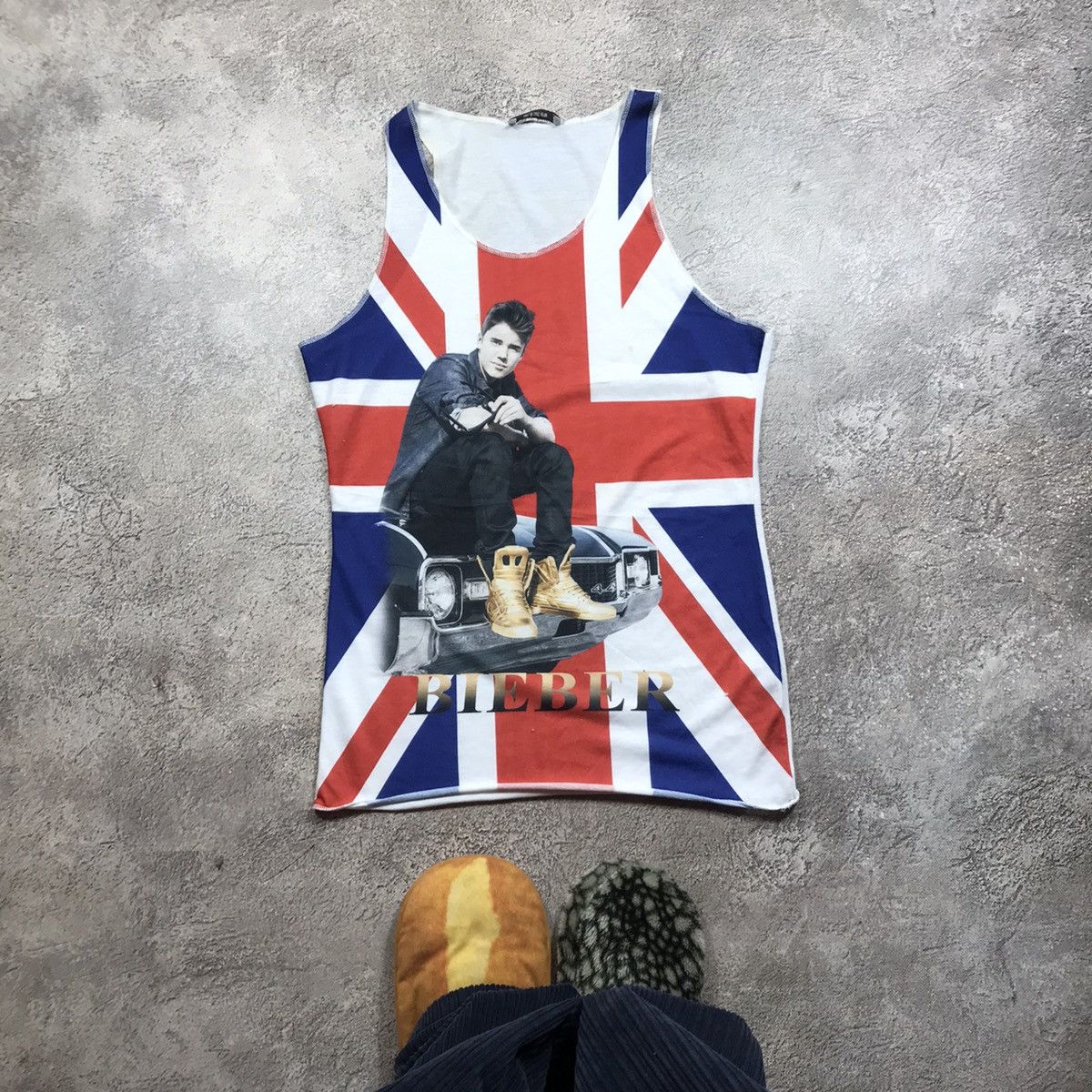 Vintage Vintage 90s Y2K Union Jack Graphic Tank Top Streetwear XL Size US XL / EU 56 / 4 - 1 Thumbnail